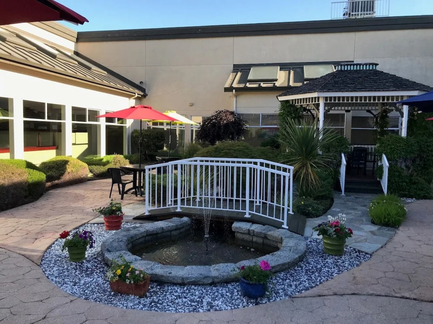 Powell River Town Centre Hotel