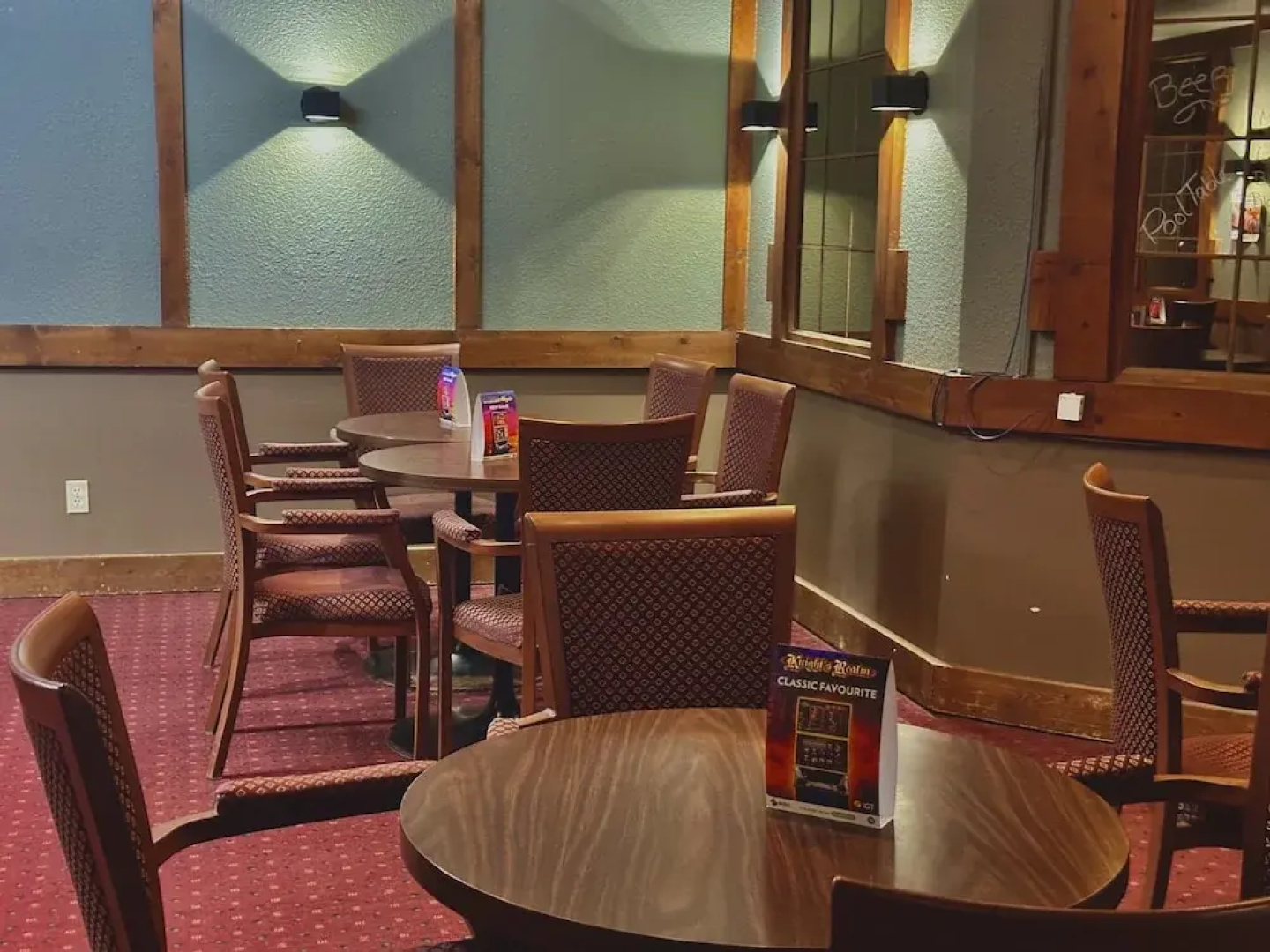 Lacombe Motor Inn