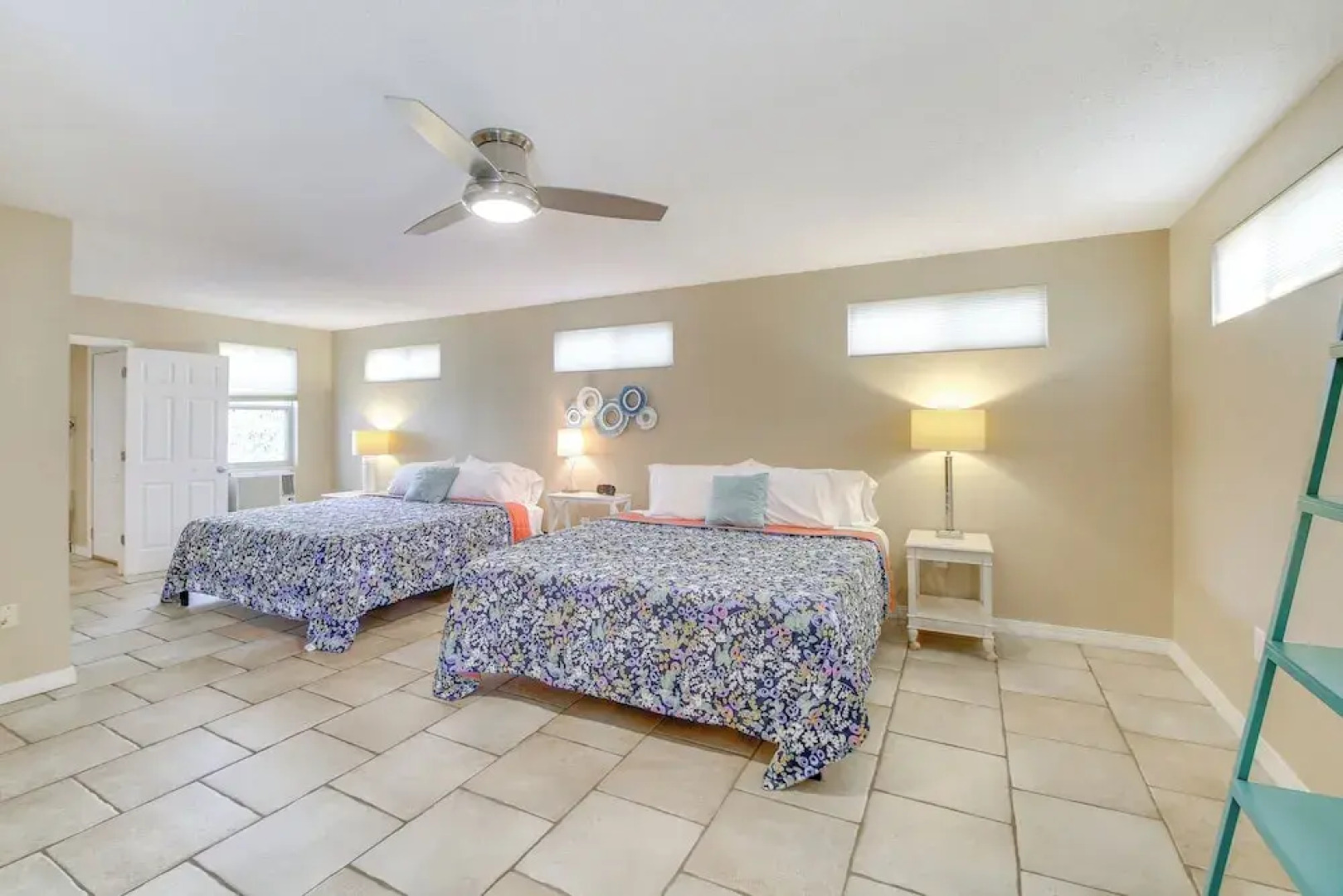 Lake Hamilton Family Gem: Hot Tub & Boat Slip!