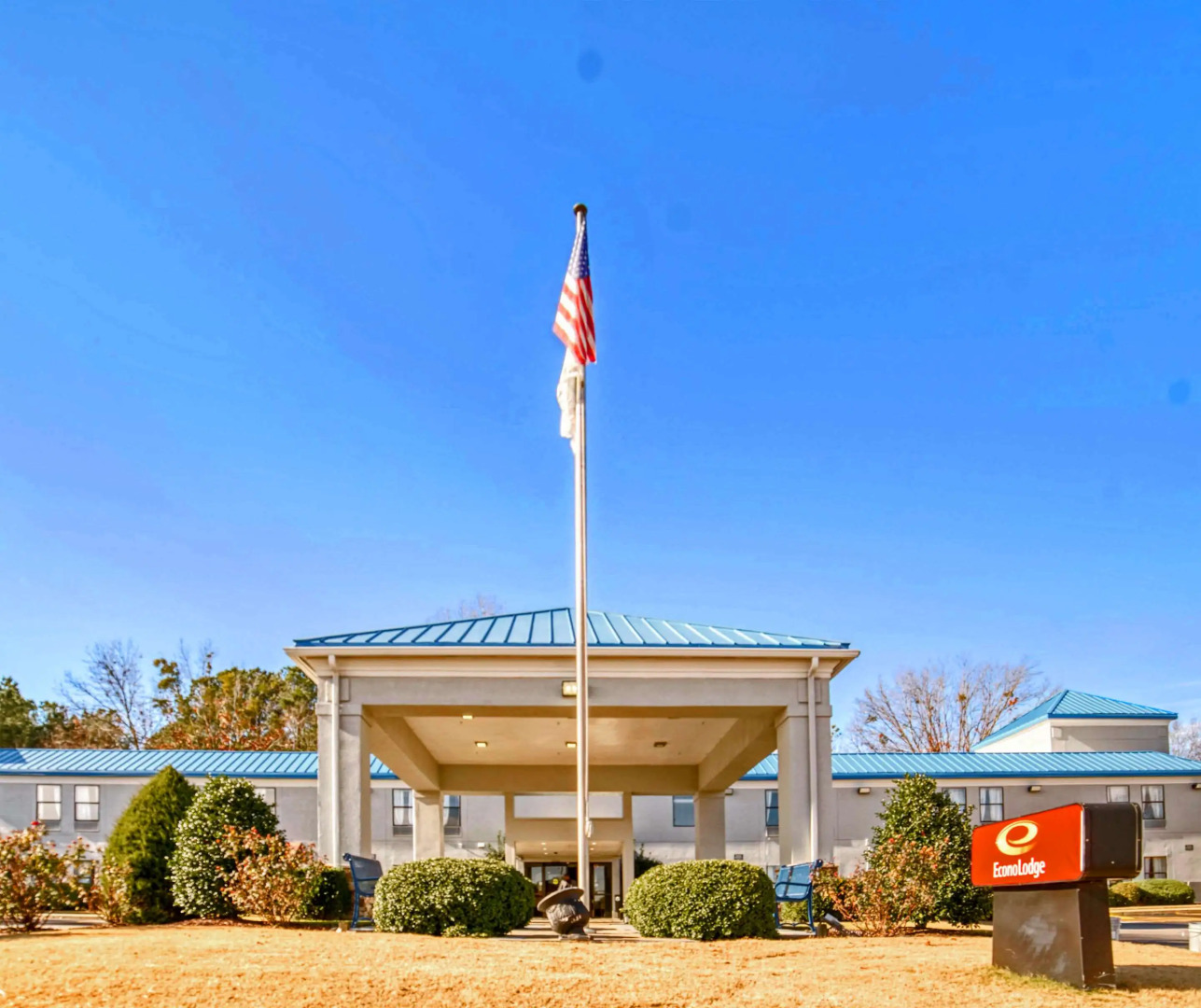 Econo Lodge Raleigh near Walnut Creek Amphitheatre