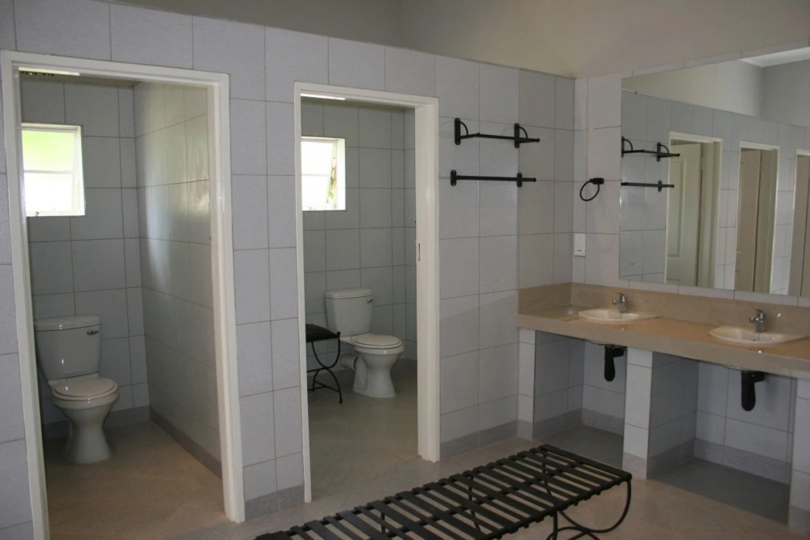 The N1 Hotel & Campsite Victoria Falls