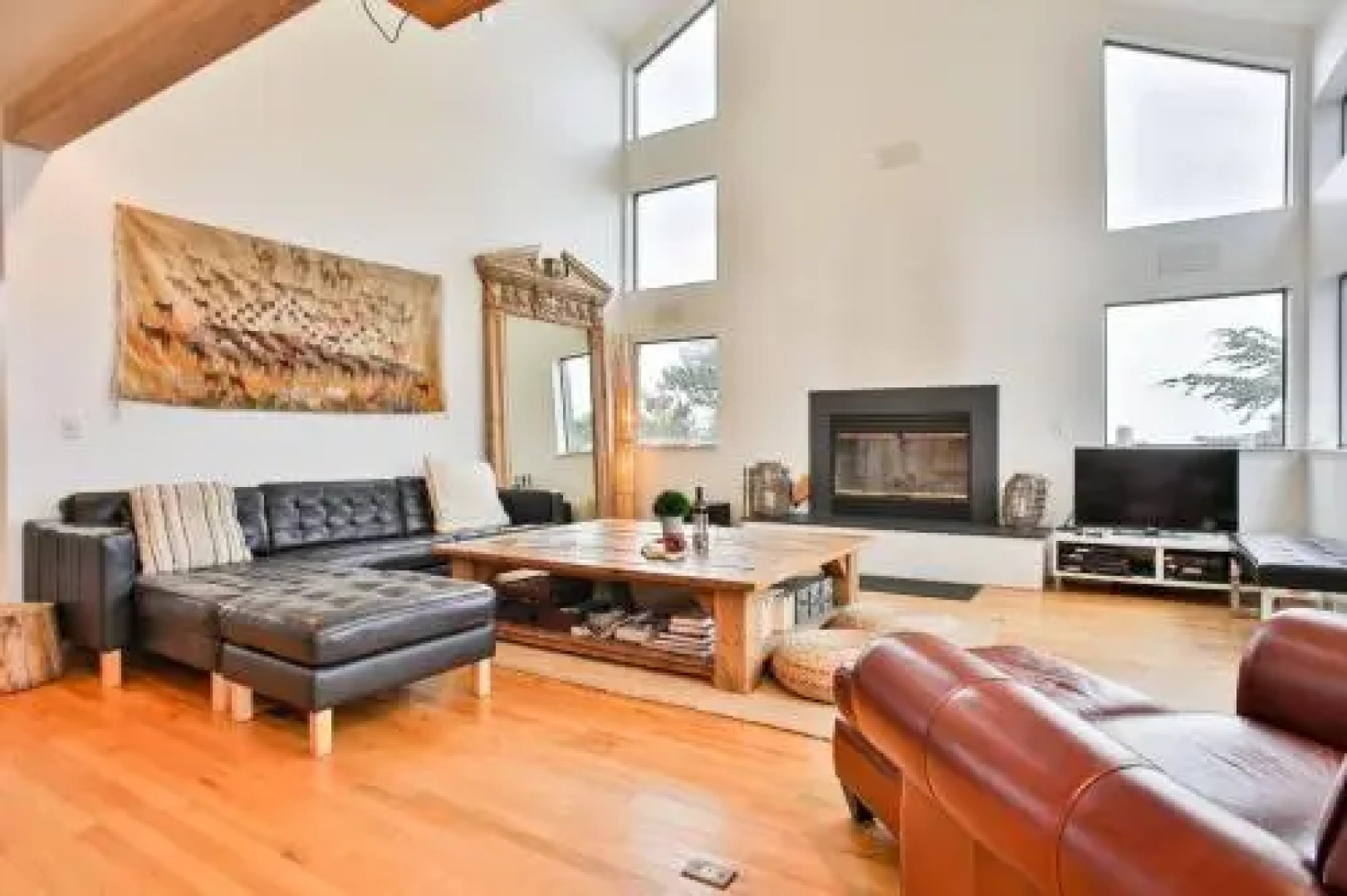 Northern Lights Hot Tub Game Room Expansive and Spacious