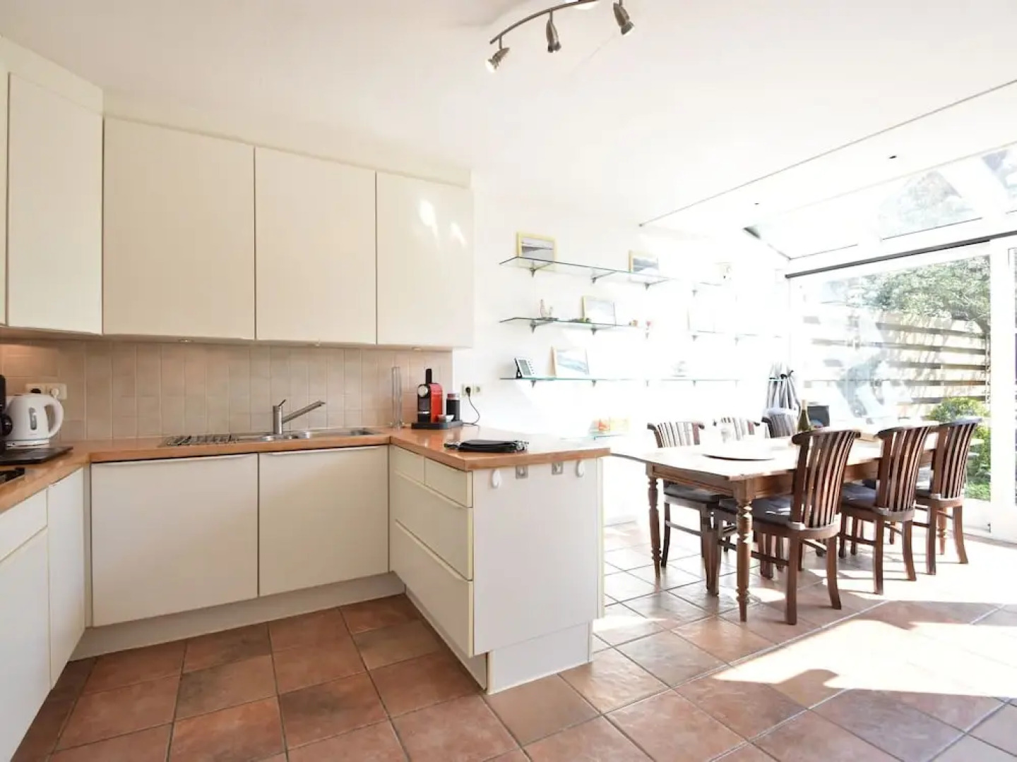 Cozy Holiday Home in Flushing near Sea