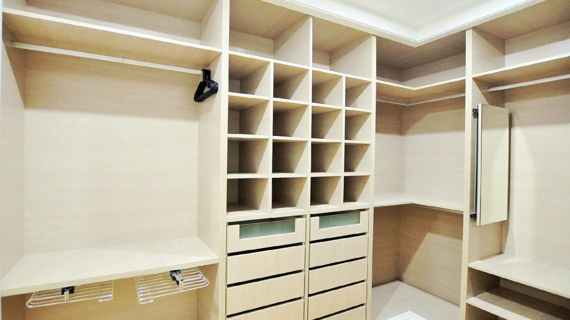 HILLTOP OASIS - Lisboa Oeiras