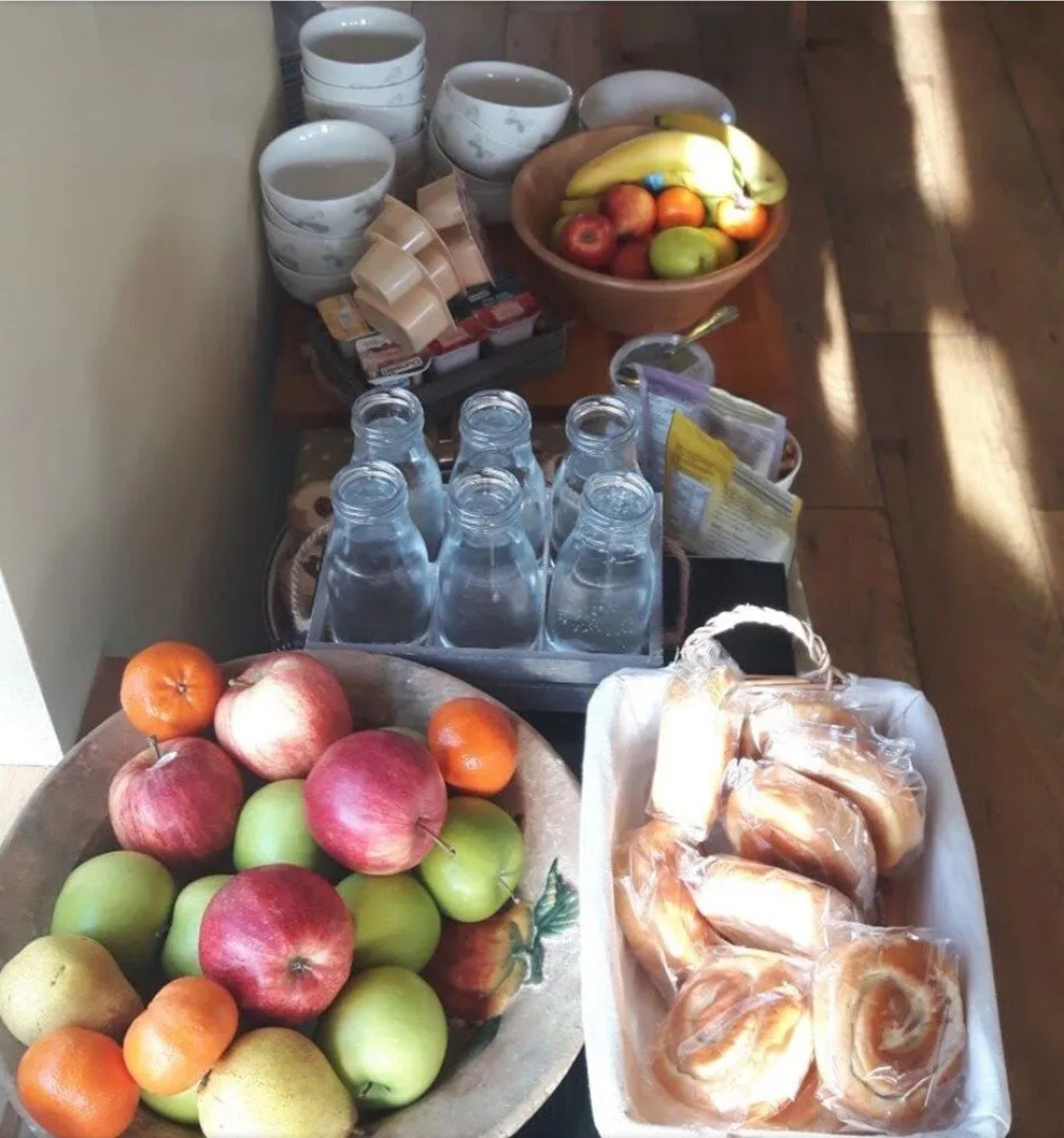 Farnham view b & b near Farnham estate