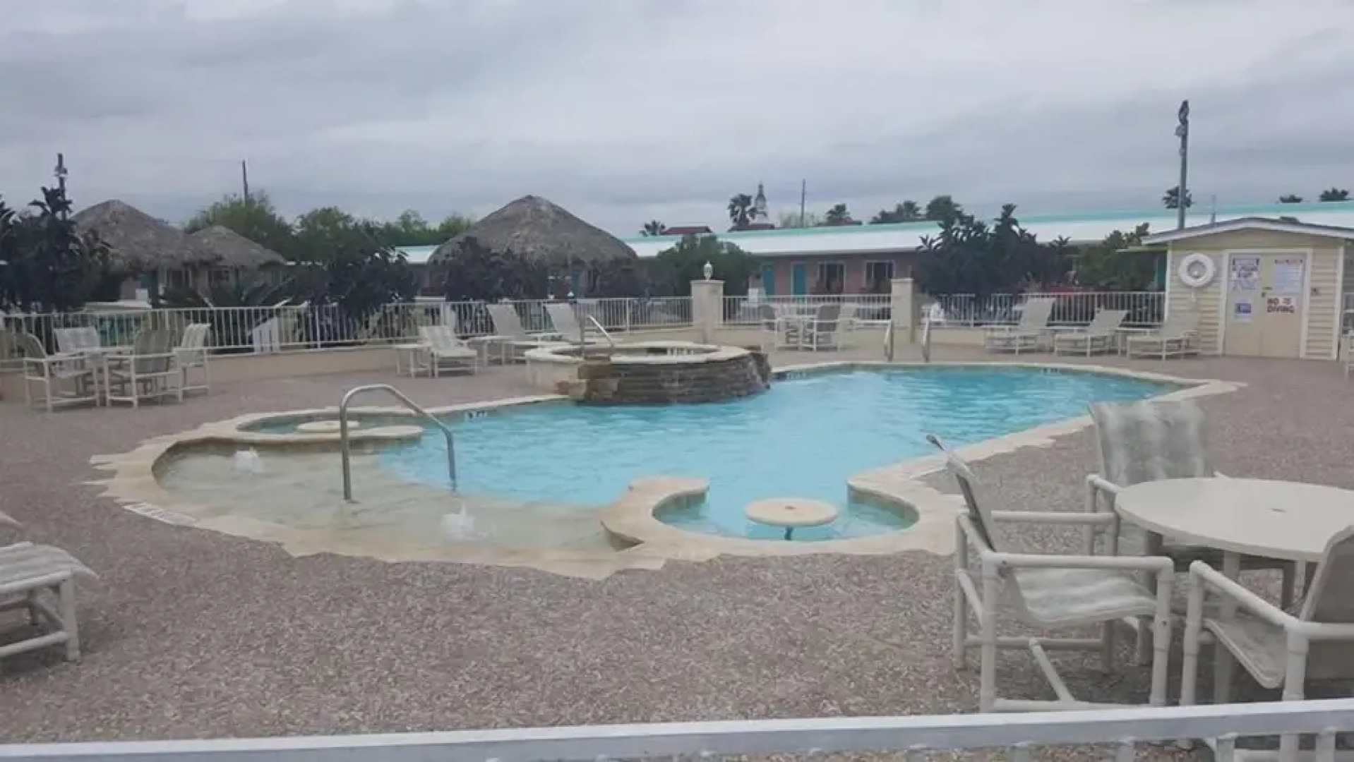 Shark Reef Resort Motel & Cottages