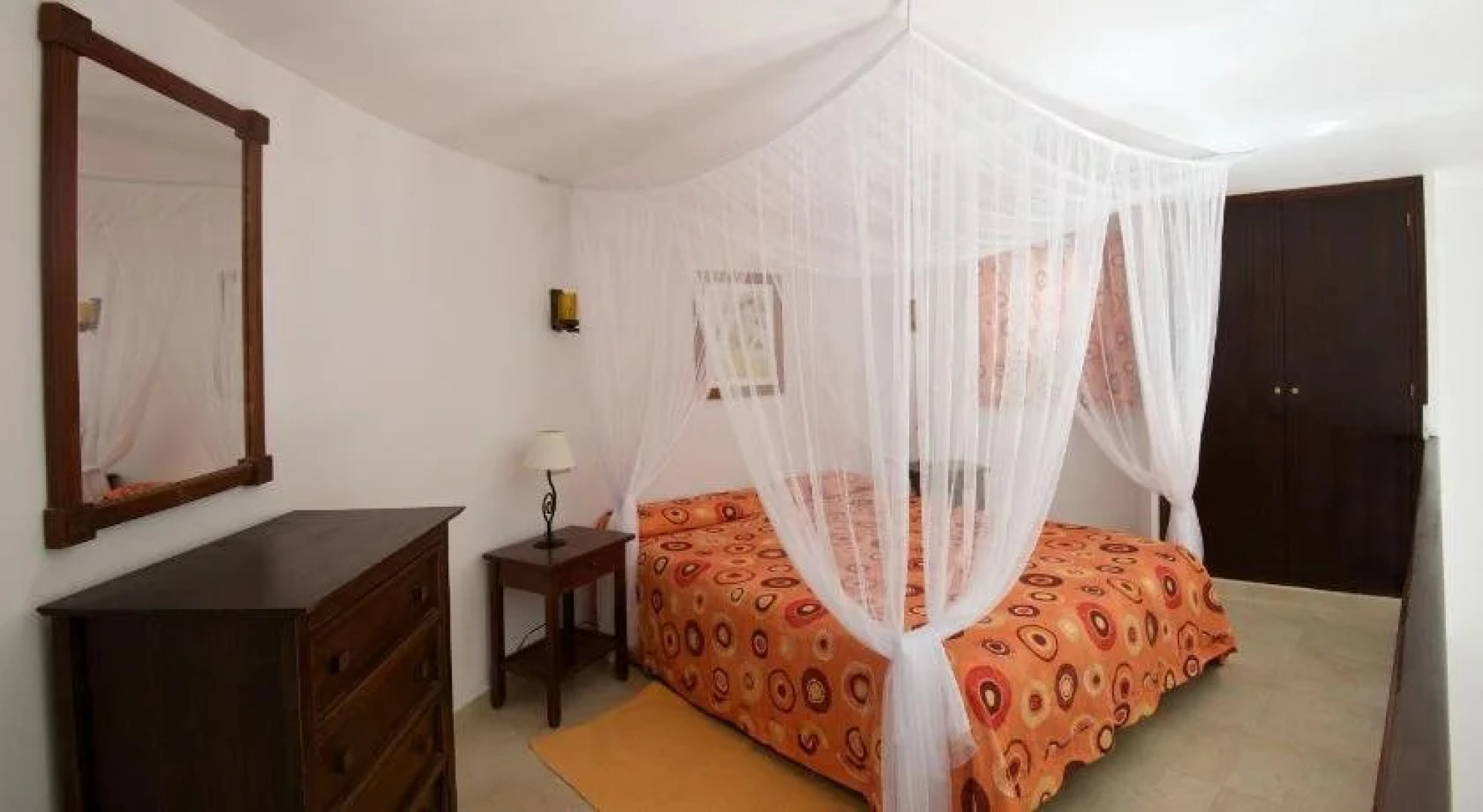 Calador Studios & Apartments