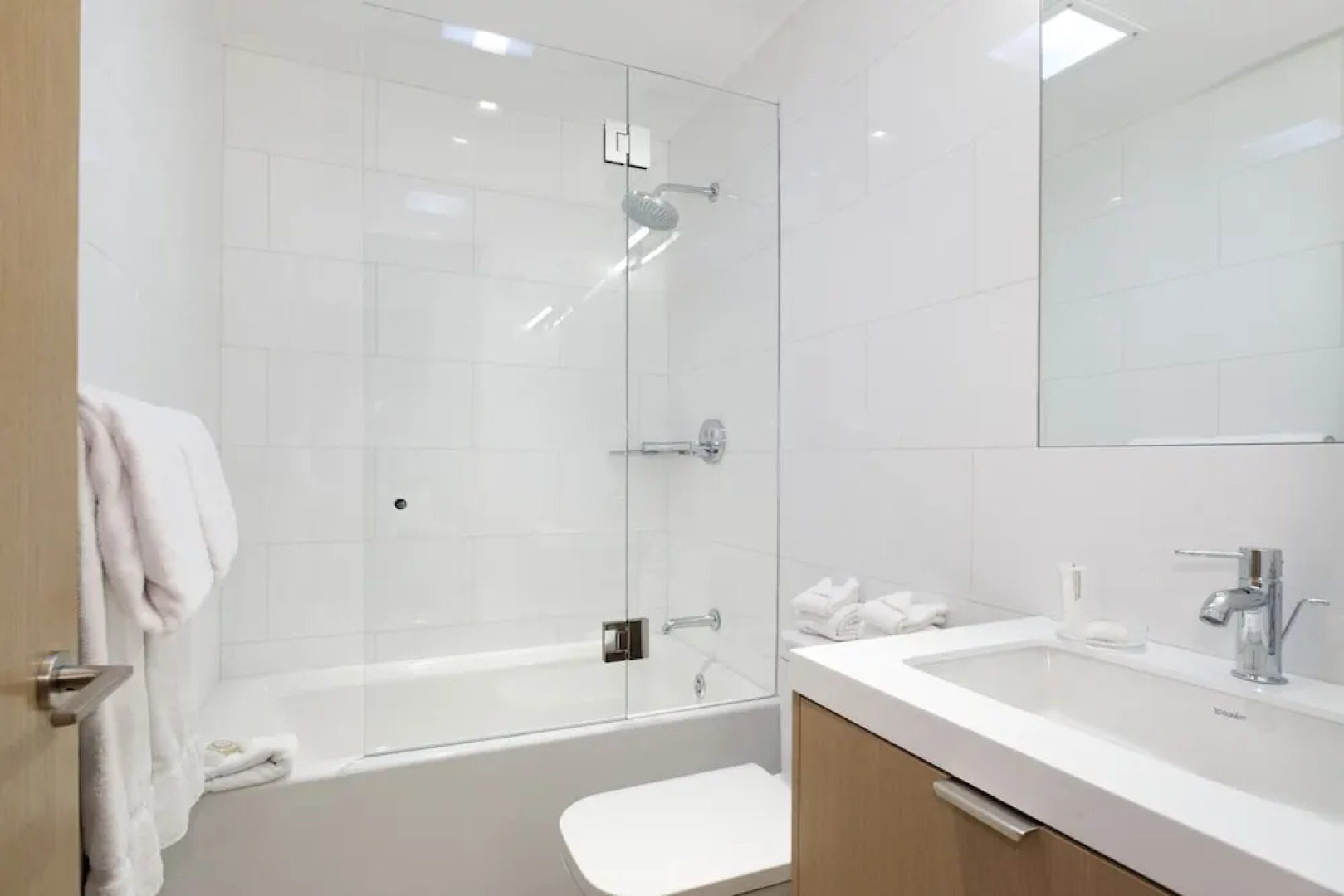 Fasching Haus by Frias Properties