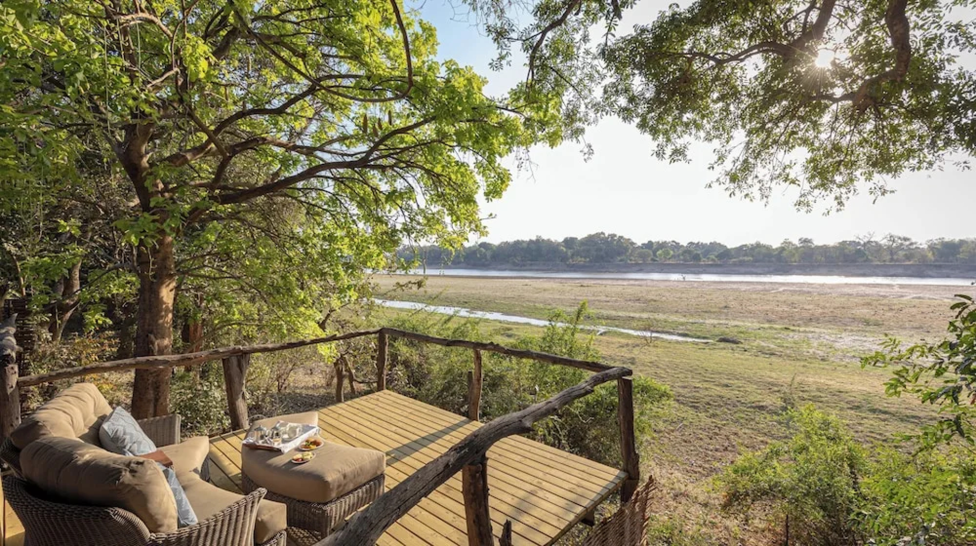 Shawa Luangwa Camp
