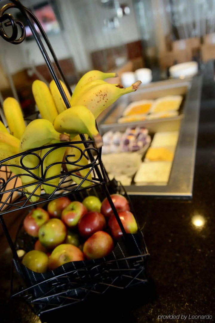 Hotel & Suites Le Dauphin Quebec