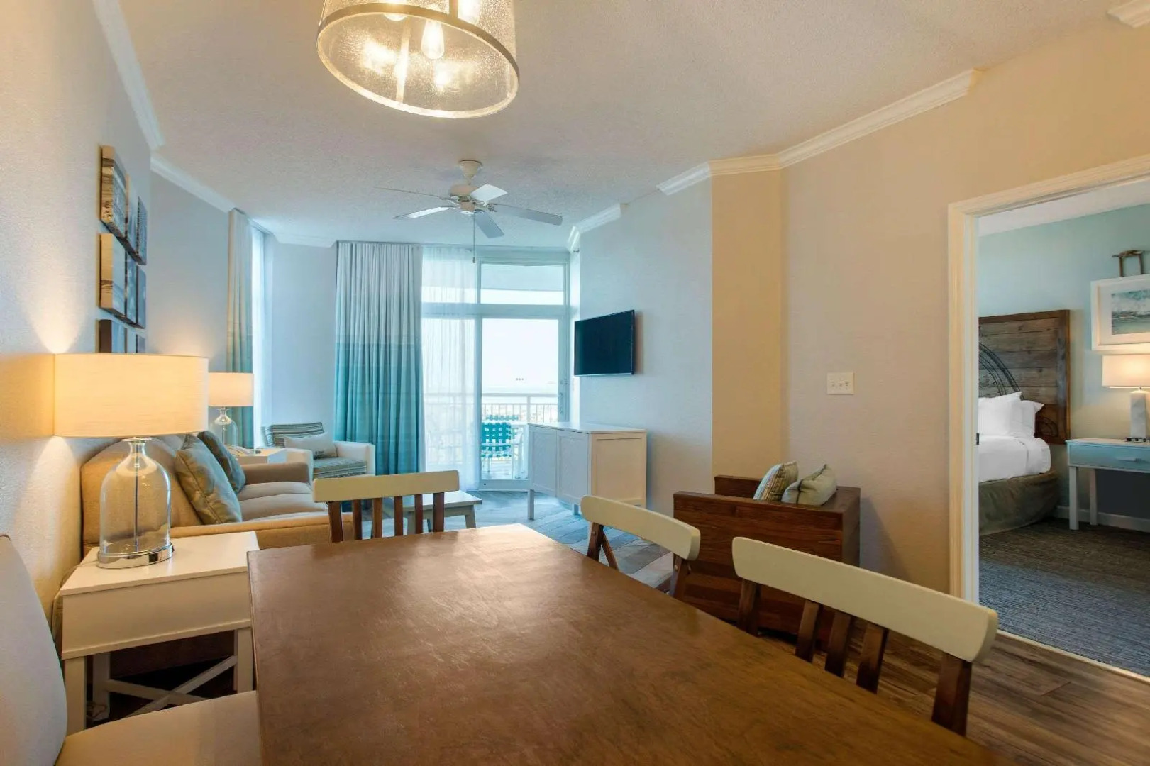 Bluegreen Vacations Horizon at 77th, an Ascend Res