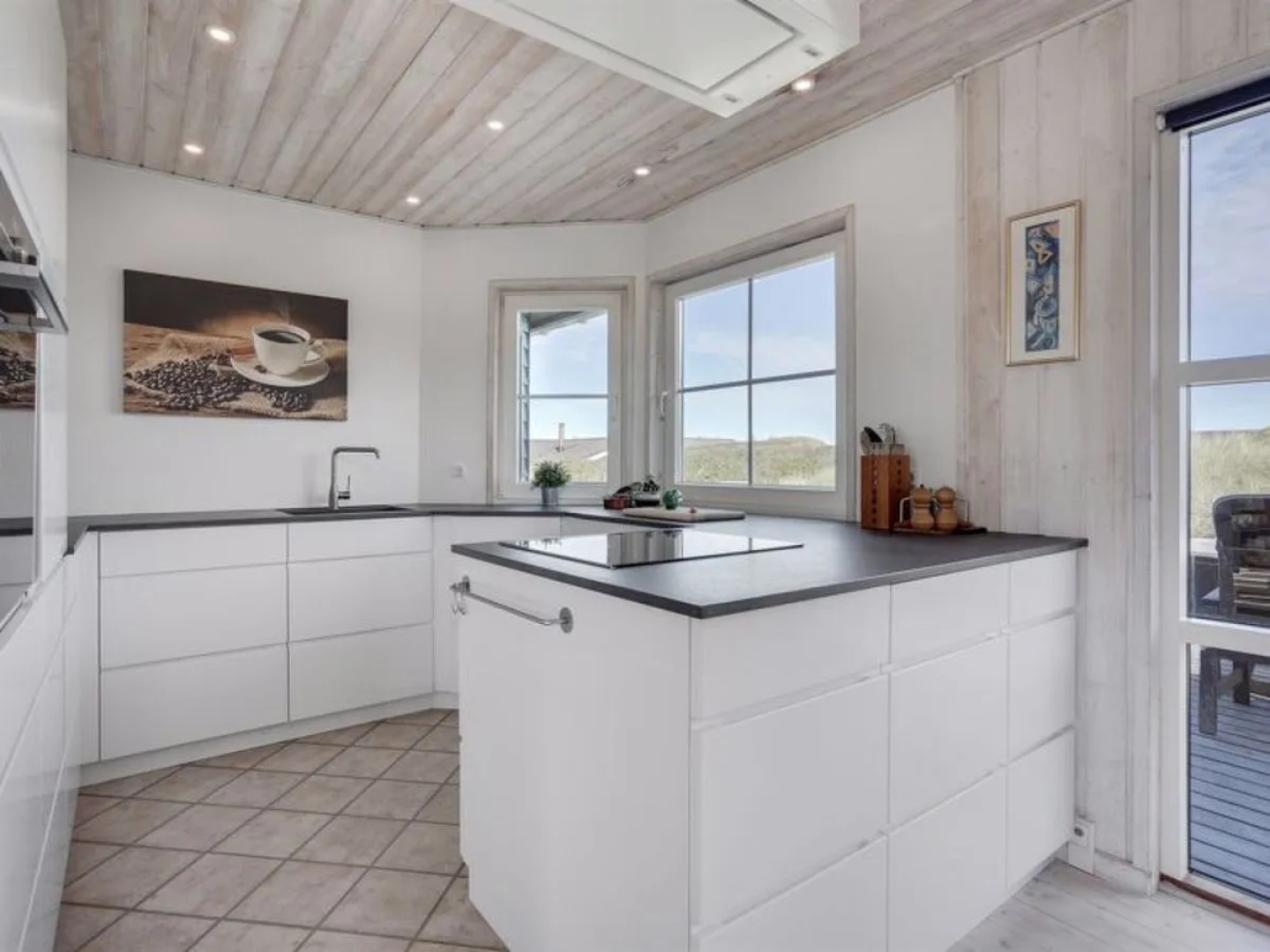 "Luchia" - 150m from the sea in NW Jutland