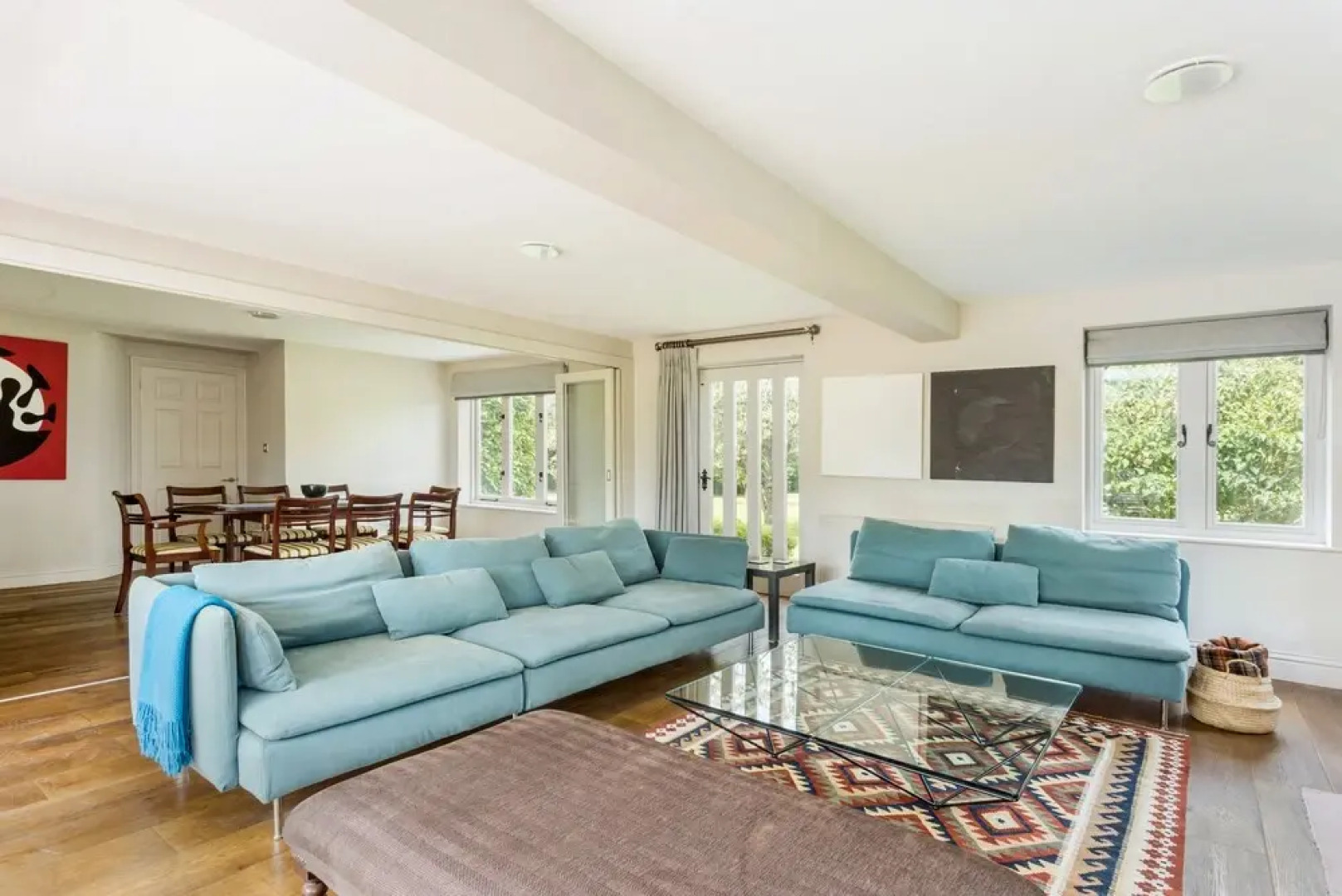 Spacious & Stylish Cotswold Family home