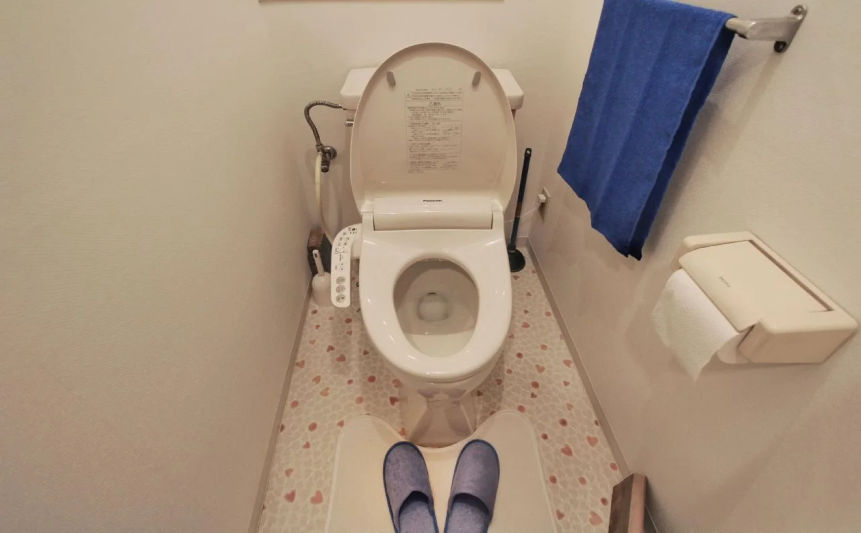 Music Uni Street Backpackers Hotel