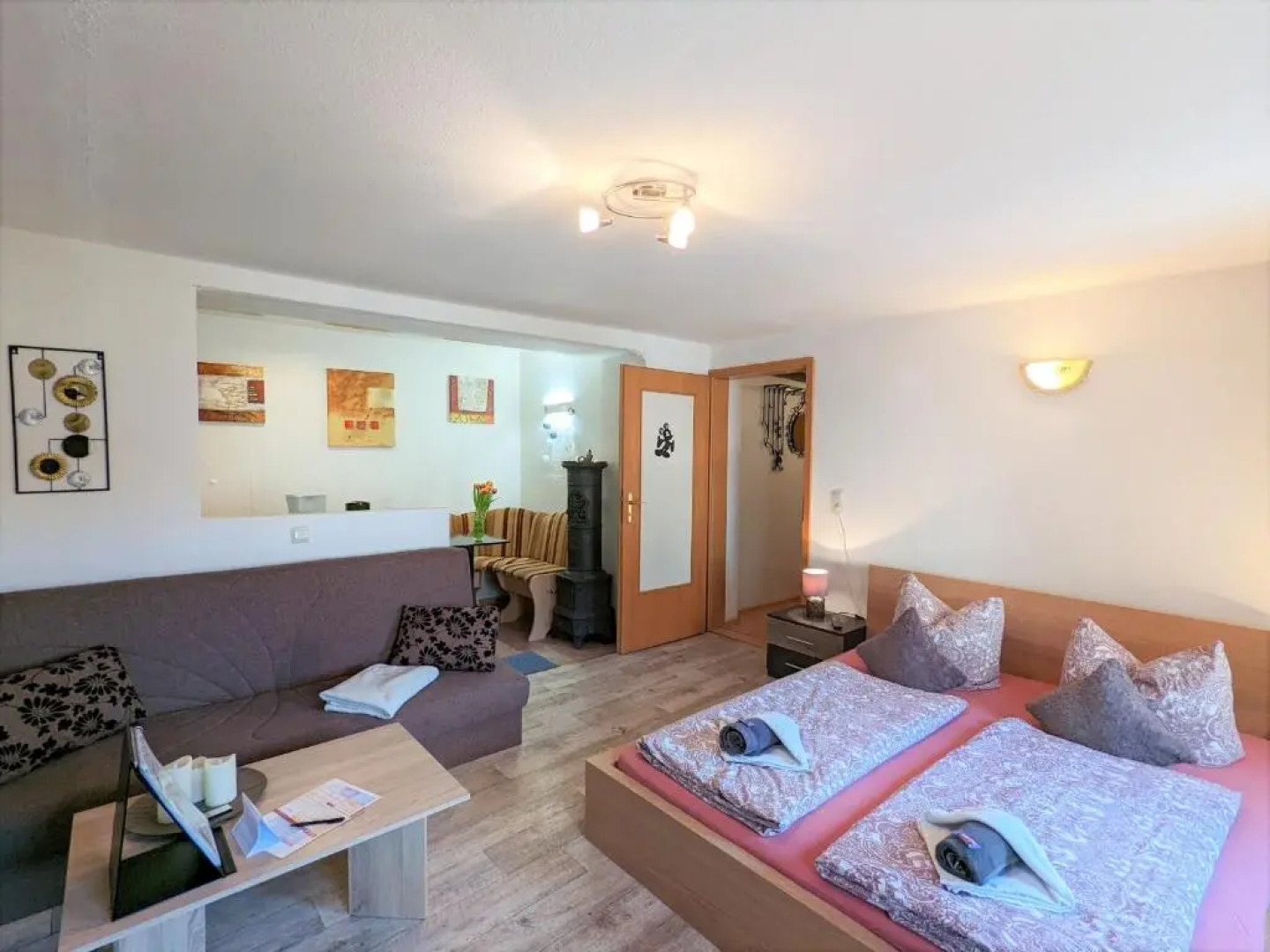 Familienwohnung für 3 mit Sauna, Pool & Terrasse - Famzi