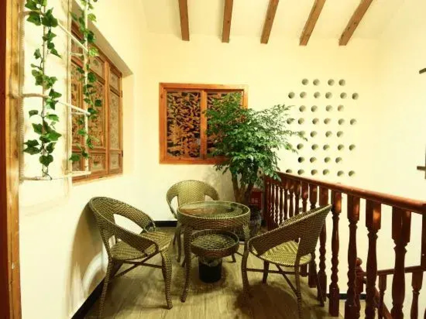 Puzhehei Asi Mide Inn