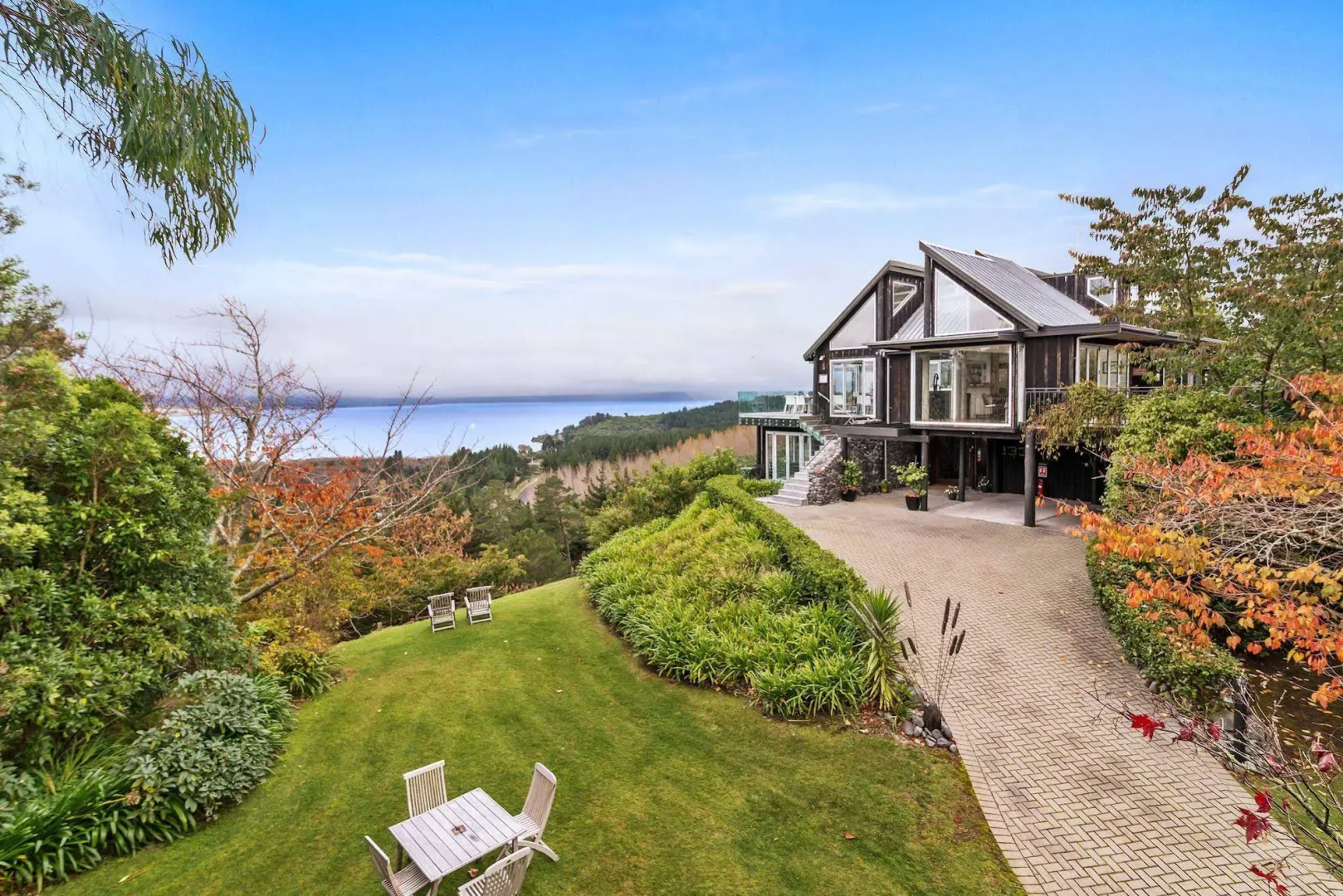 Acacia Cliffs Lodge