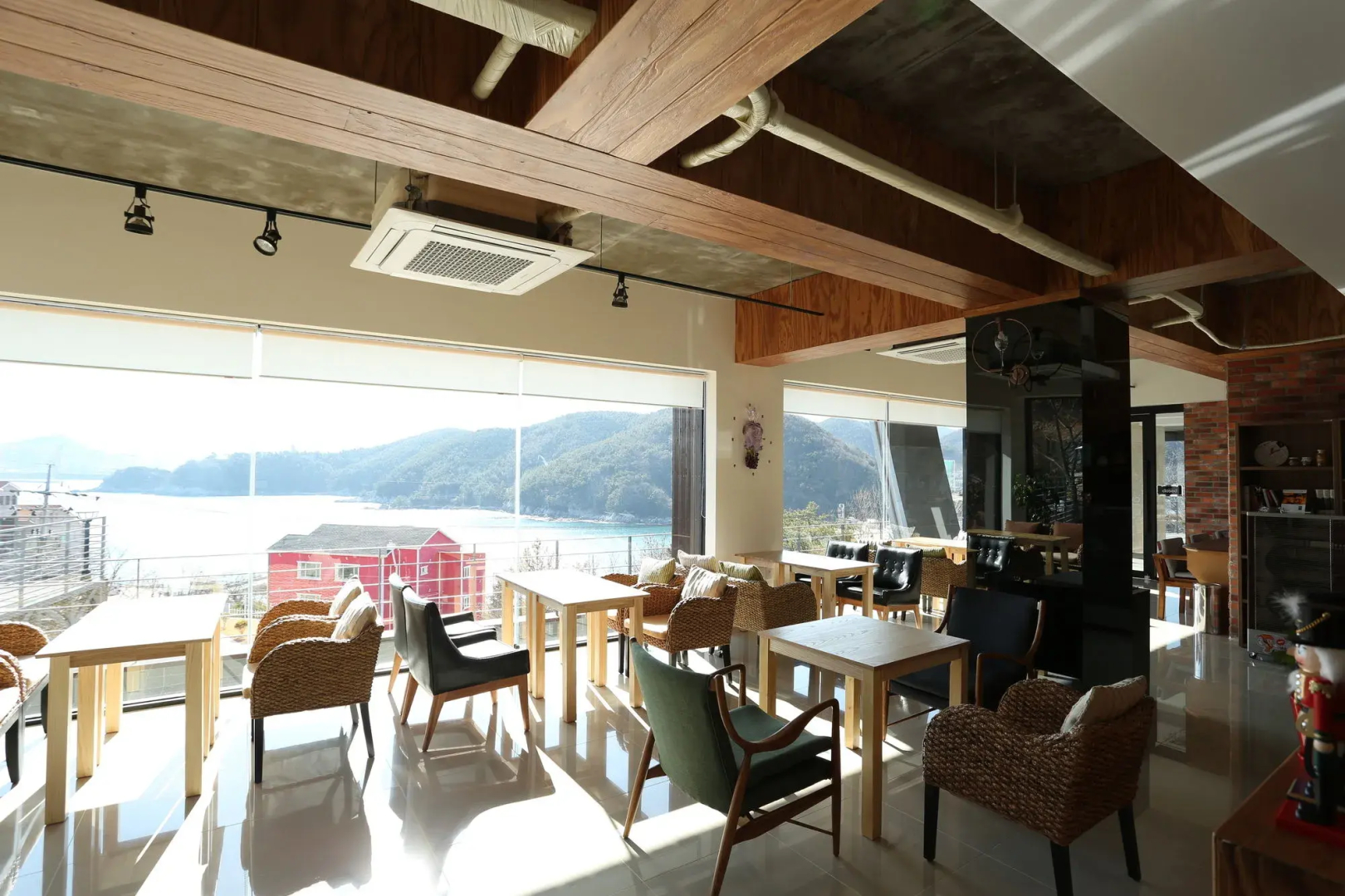 Radiance Tourist Hotel