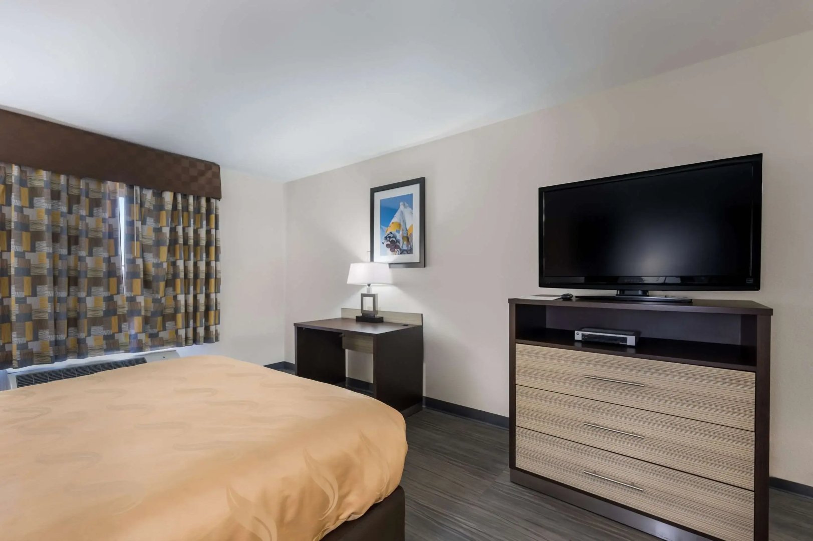 Quality Inn & Suites Huntsville Research Park Area