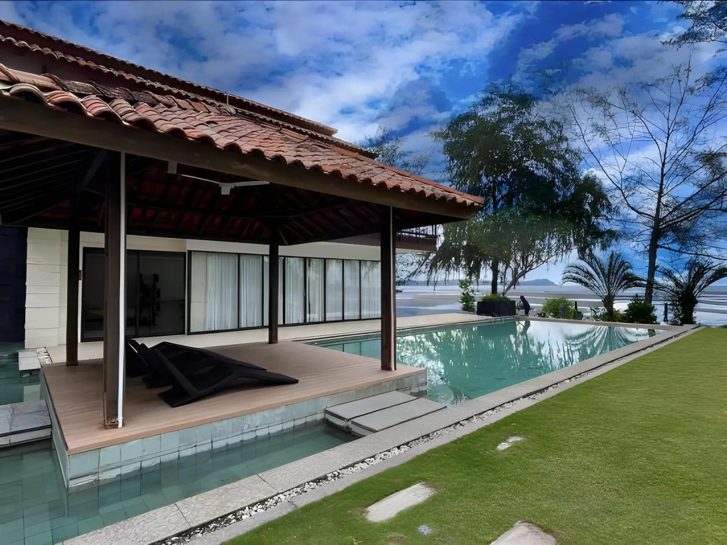 Pantai Indah Lagoi Bintan