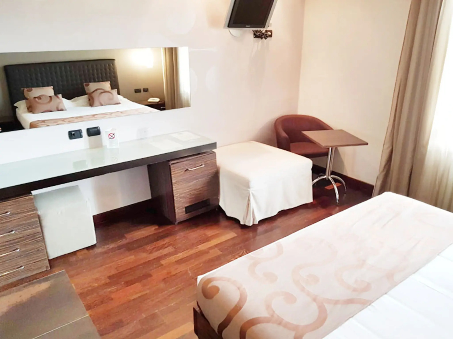 Axolute Comfort Hotel
