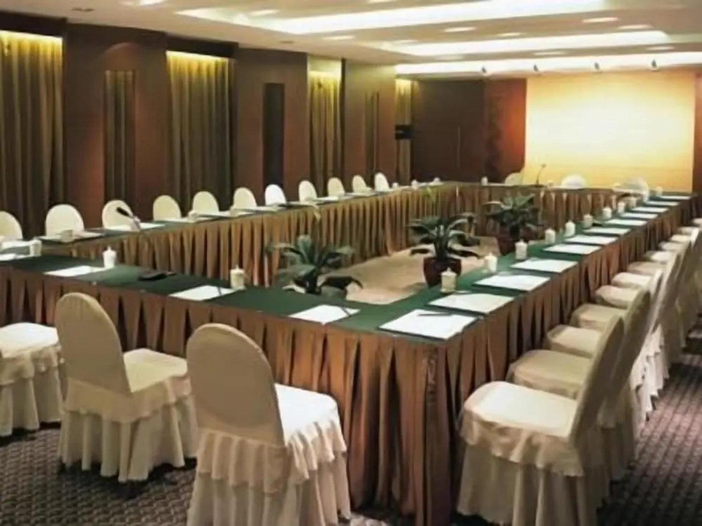 ADB Rooms Hotel Surabhi International,Varanasi