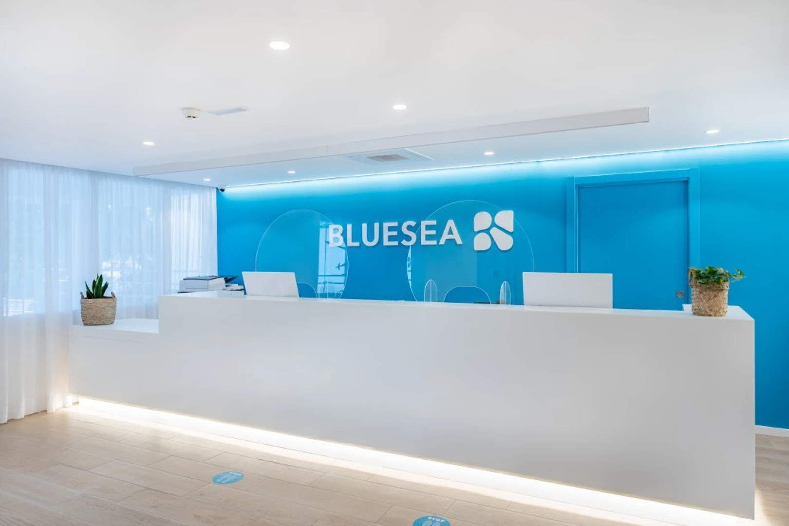 Отель BLUESEA Piscis - Adults Only