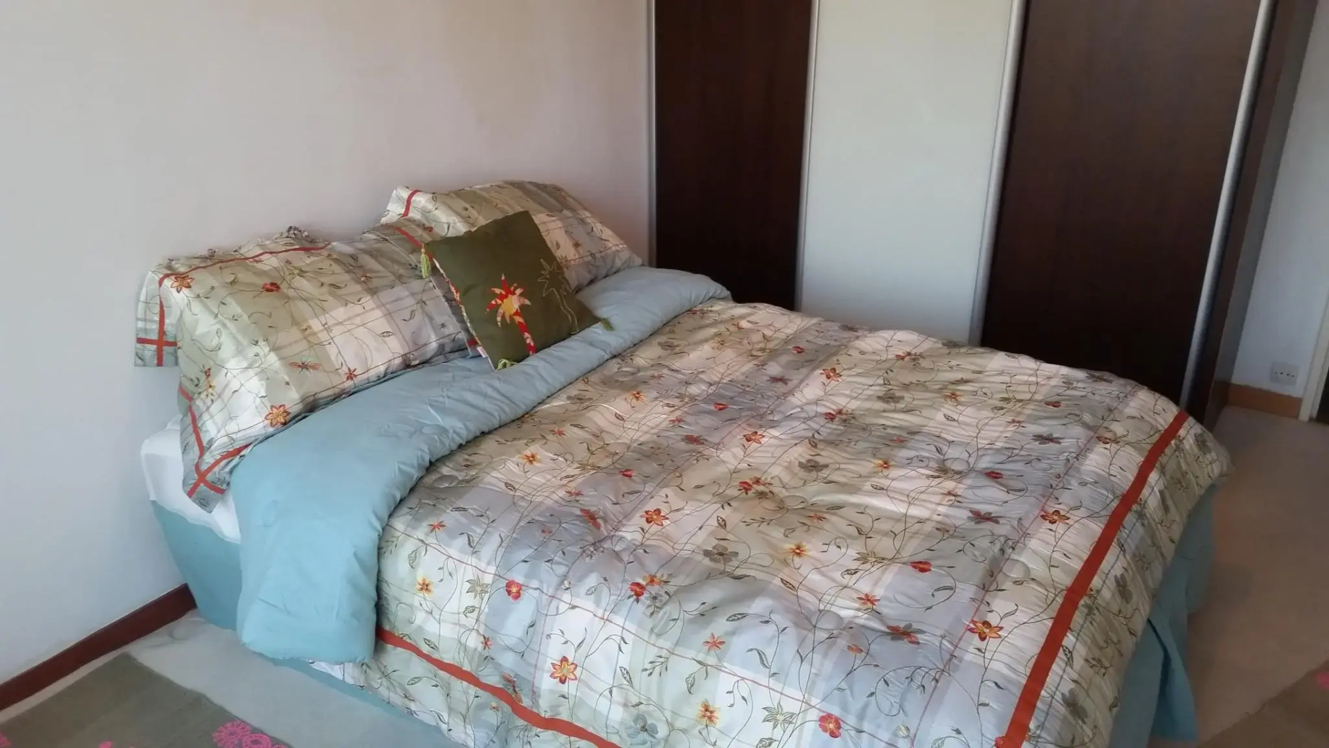 Parissun Apartment