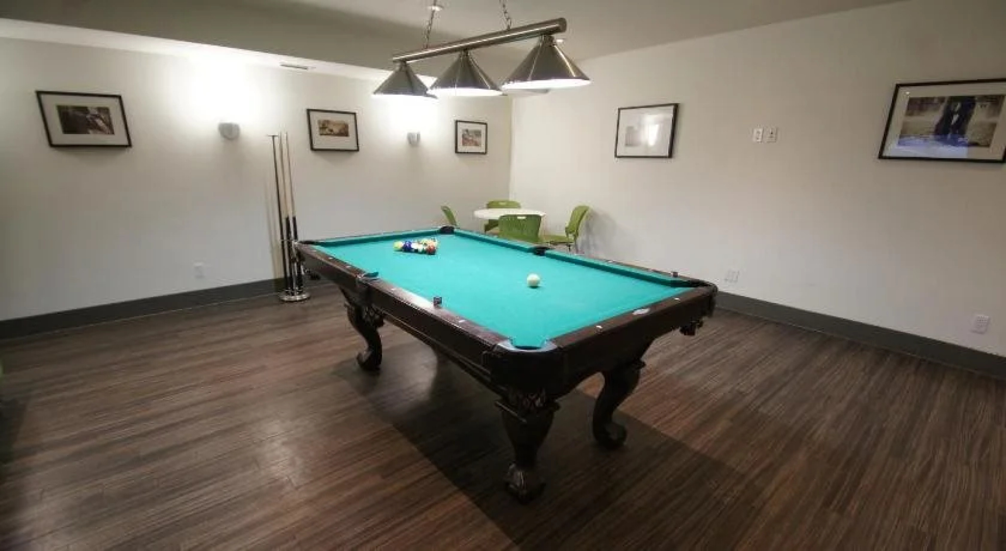 HI Calgary City Centre - Hostel