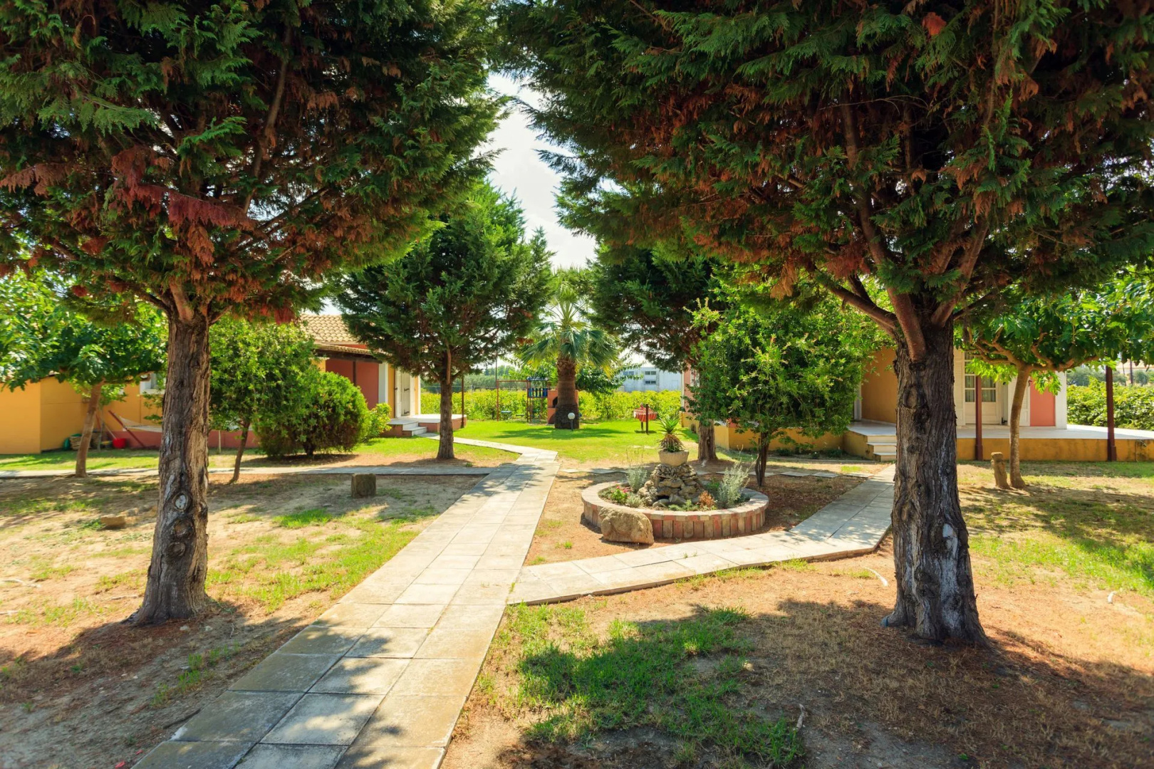 Augoustinos Villas