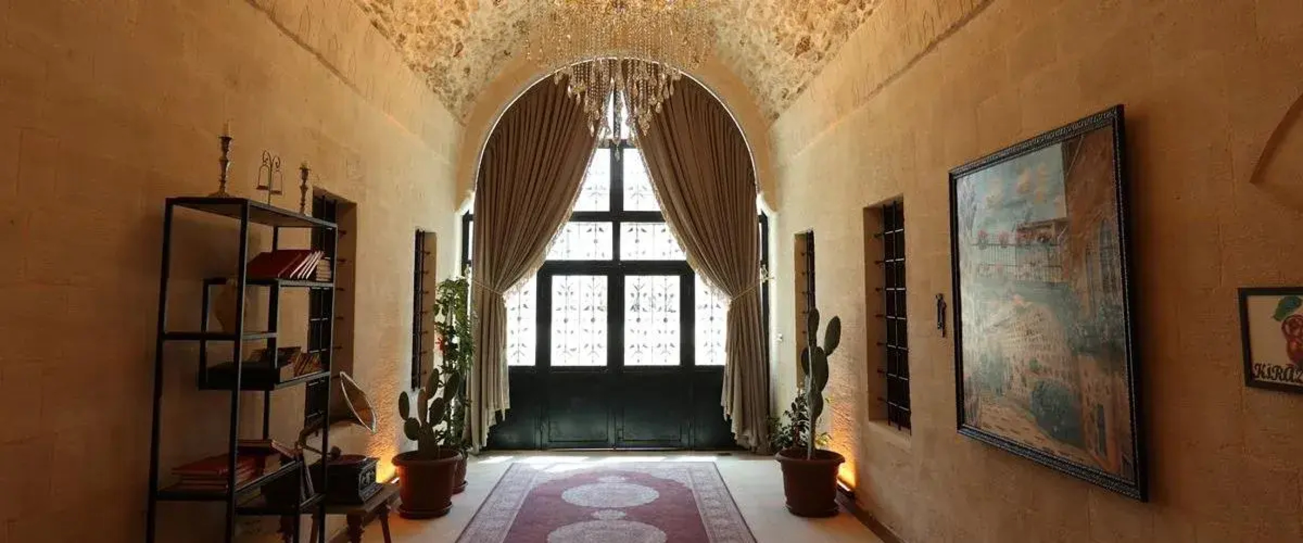 Kasr I Kikan Hotel