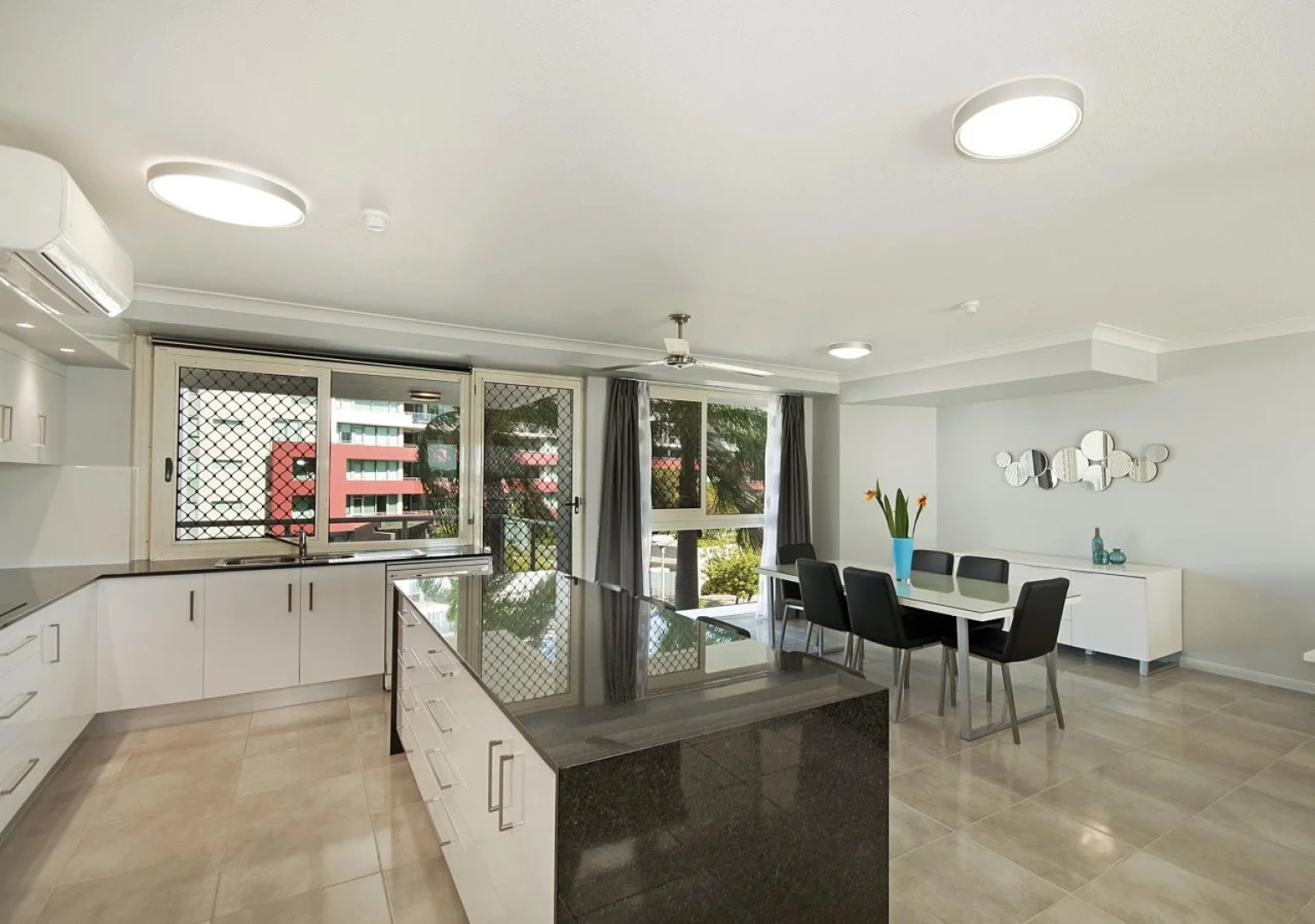 Mariners North Holiday Apartments