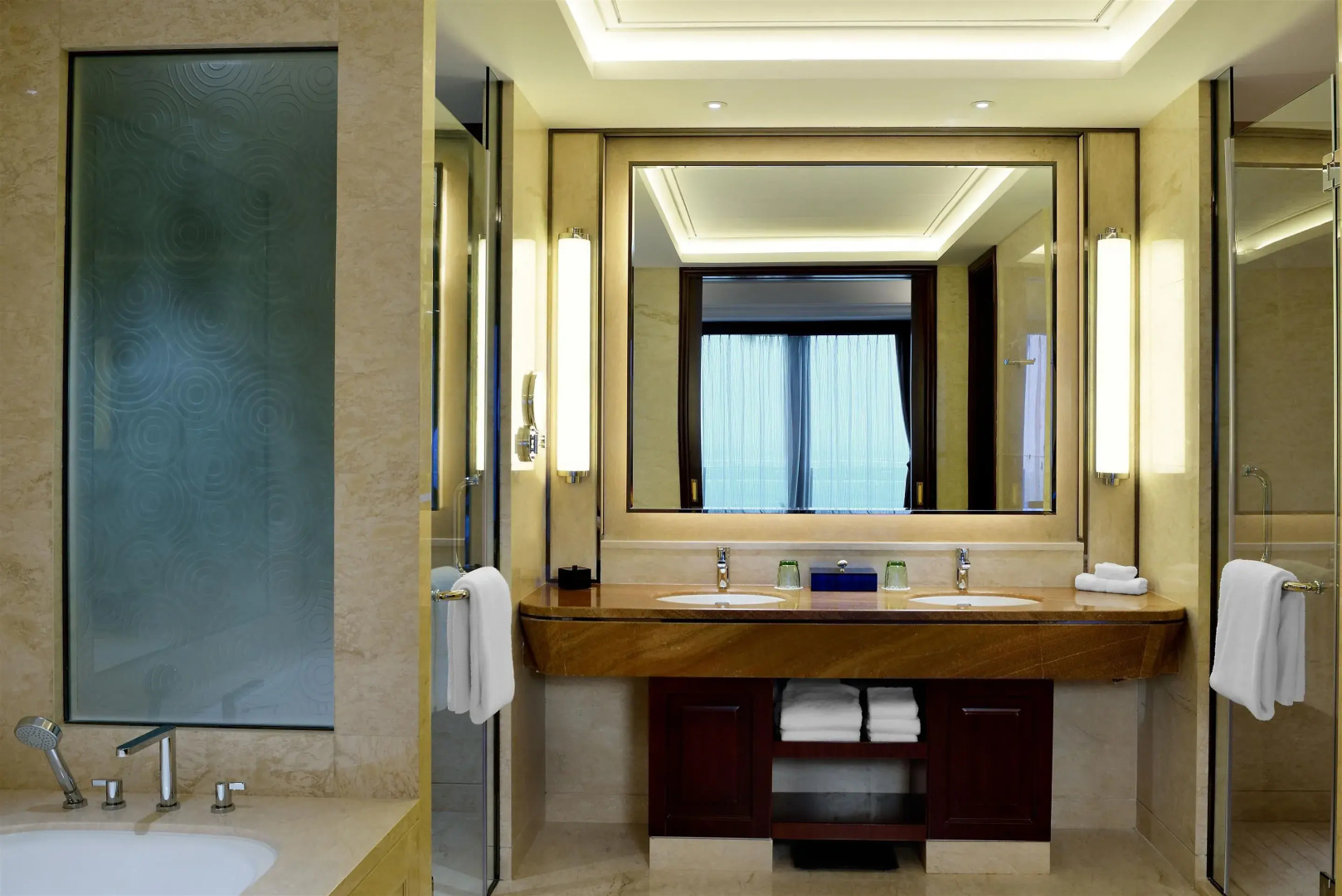 Sheraton Shenyang South City Hotel