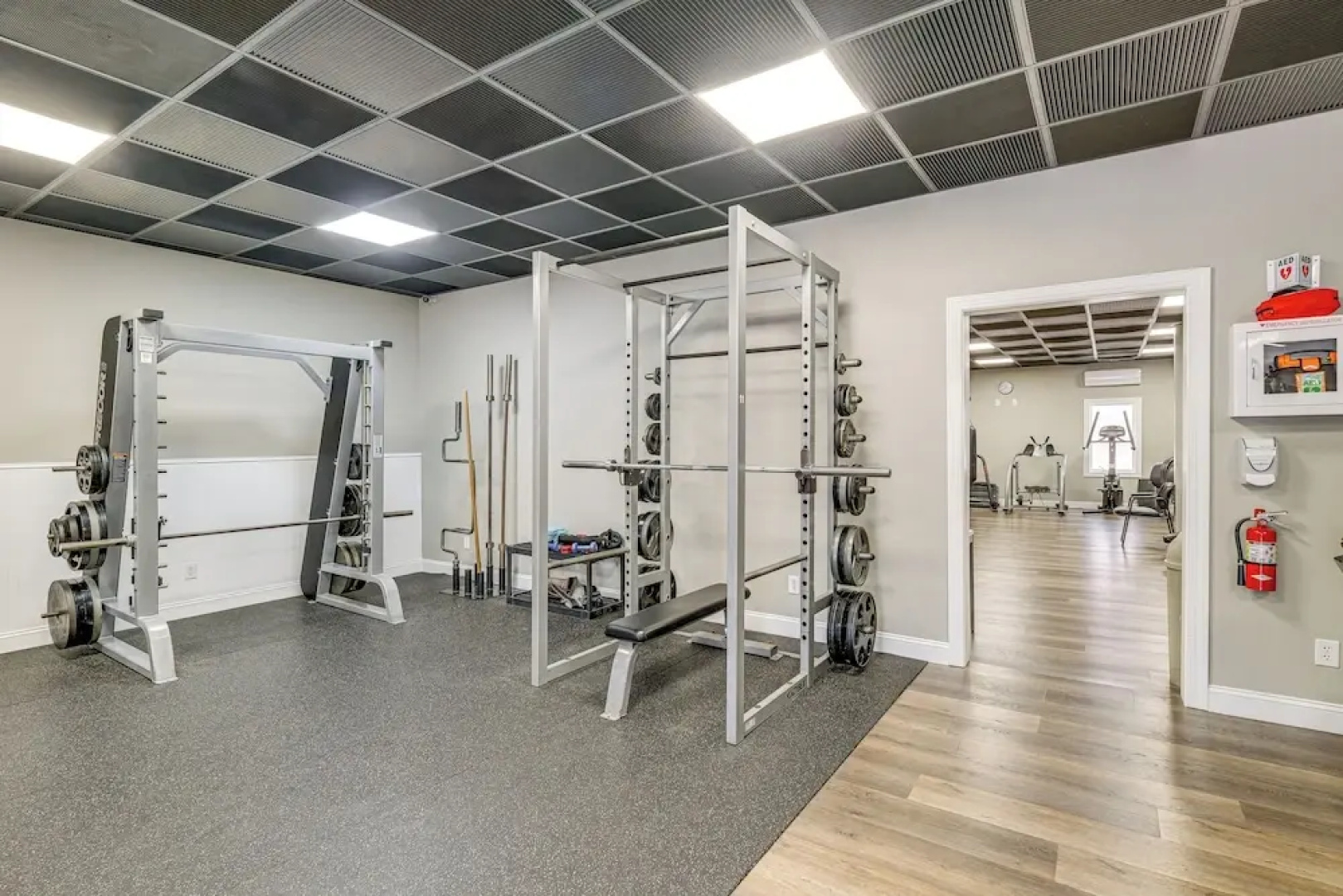 'better Lake Than Never' Huddleston Condo