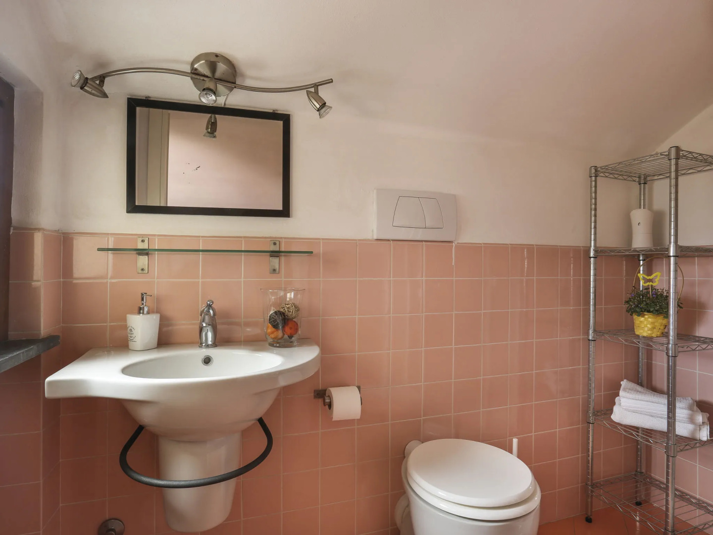 Locazione Turistica La Rondine (LUU280)