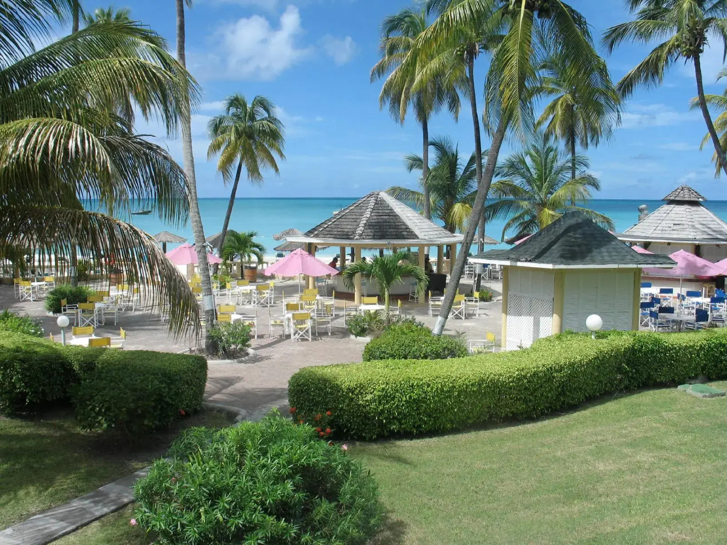 Royalton CHIC Antigua, An Autograph Collection All-Inclusive Resort – Adults Only