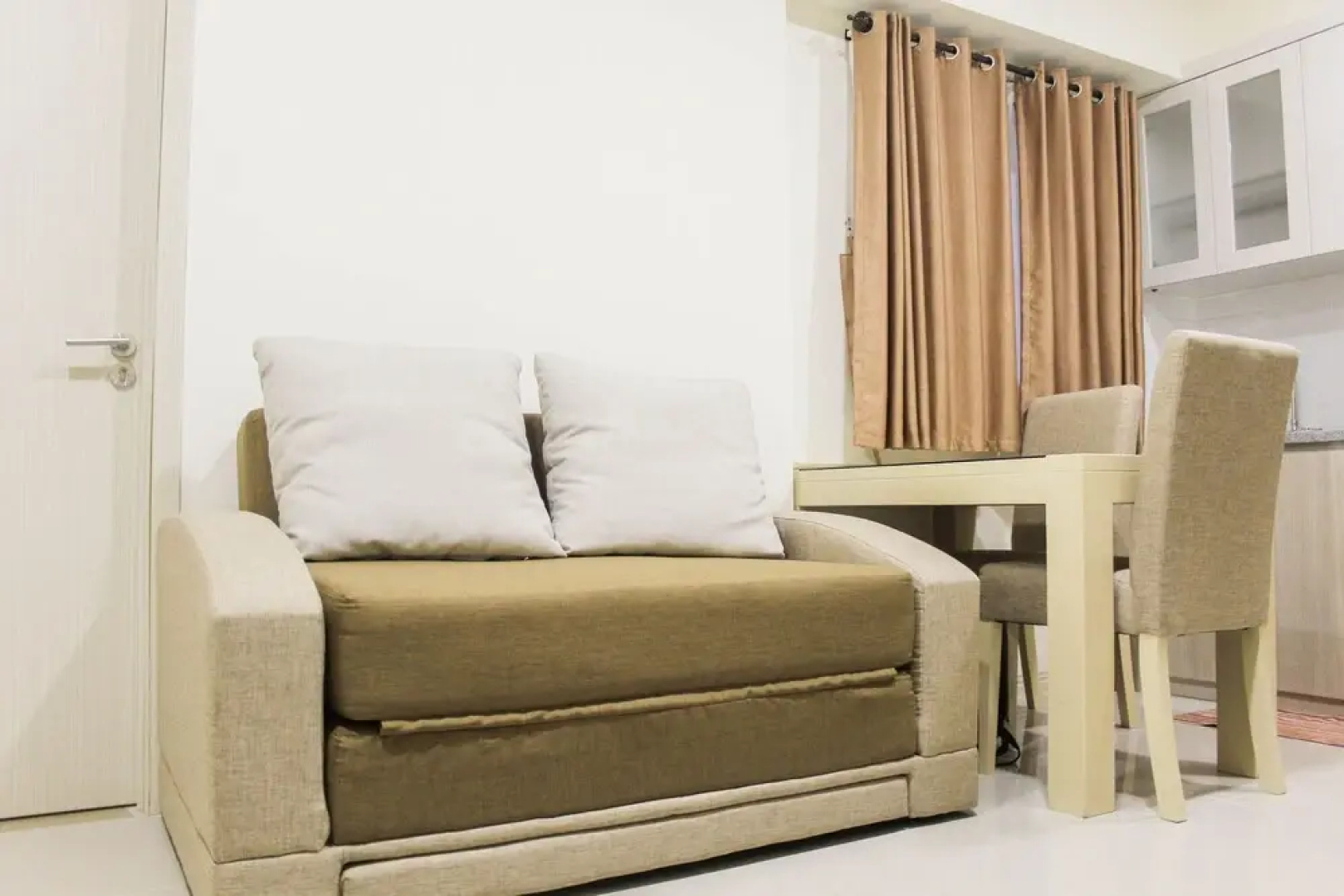 Best And Homey 2Br With Sofa Bed At Meikarta Apartment