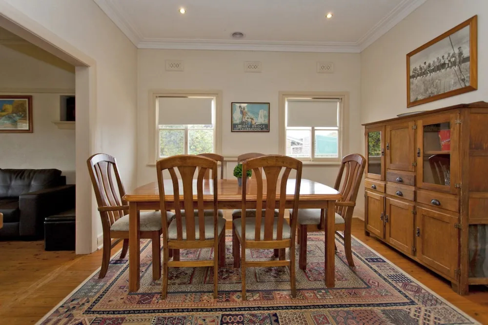 Red Brick Beauty - Central Cottage
