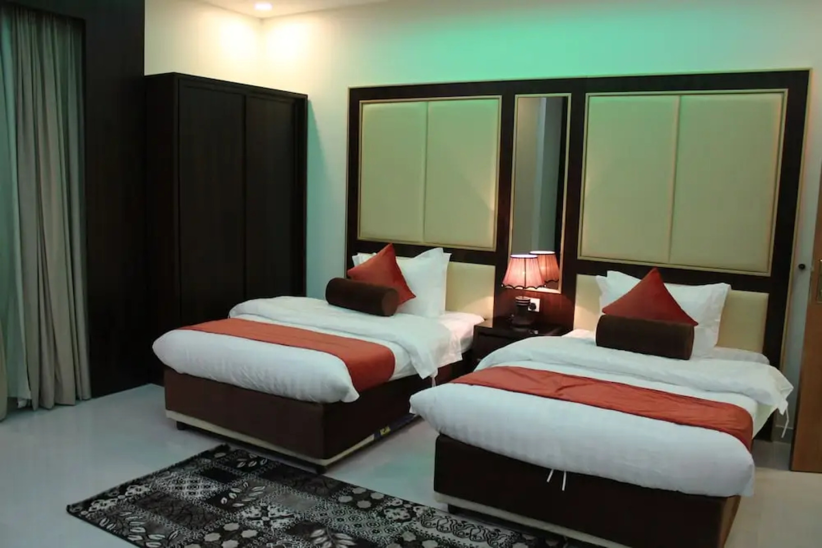 Silent Nights by Kyan