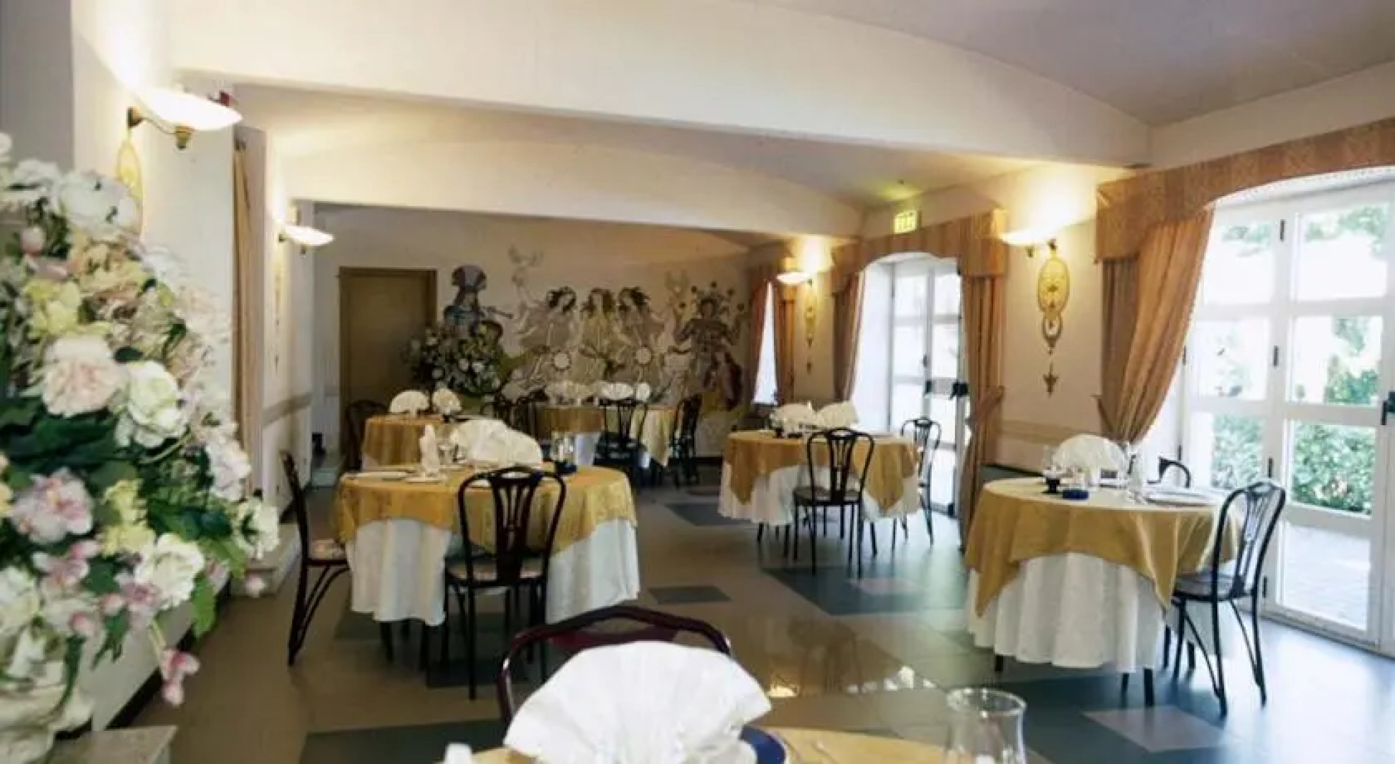 Hotel Villa Conte Riccardi