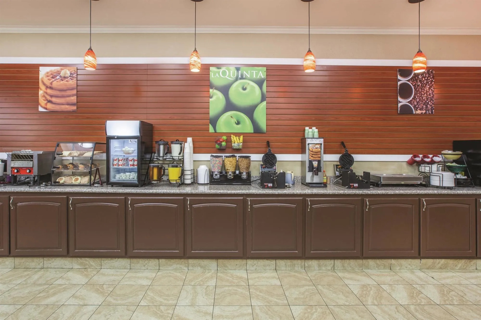 La Quinta Inn & Suites Garland Harbor Point