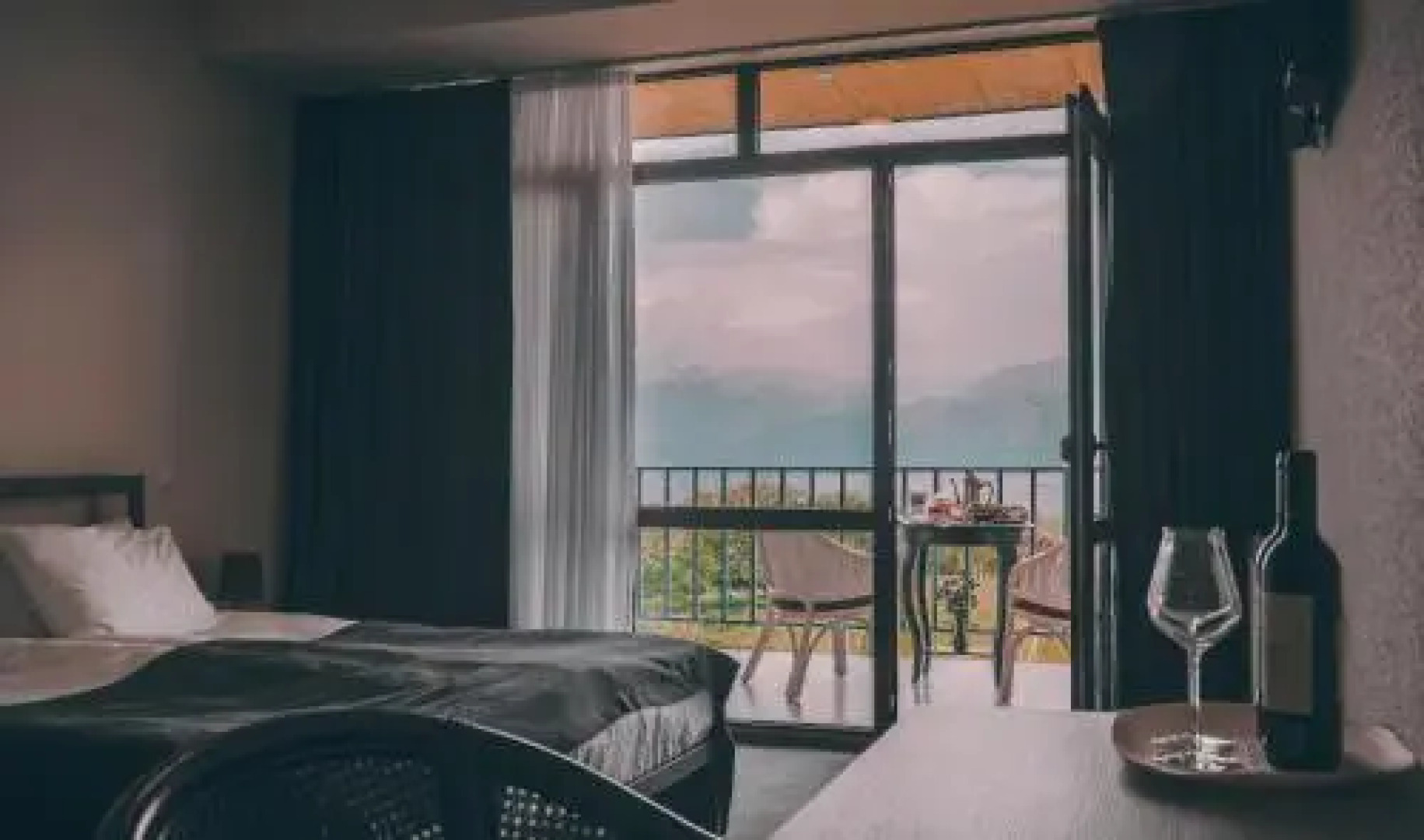 Hotel & Wine Cellar ARGE