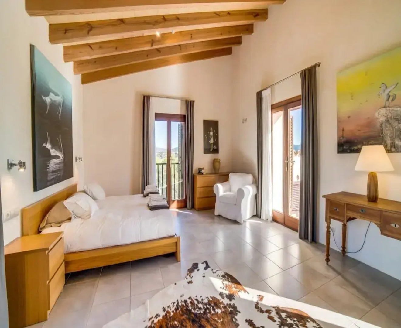 Spacious Villa With Infinity Pool