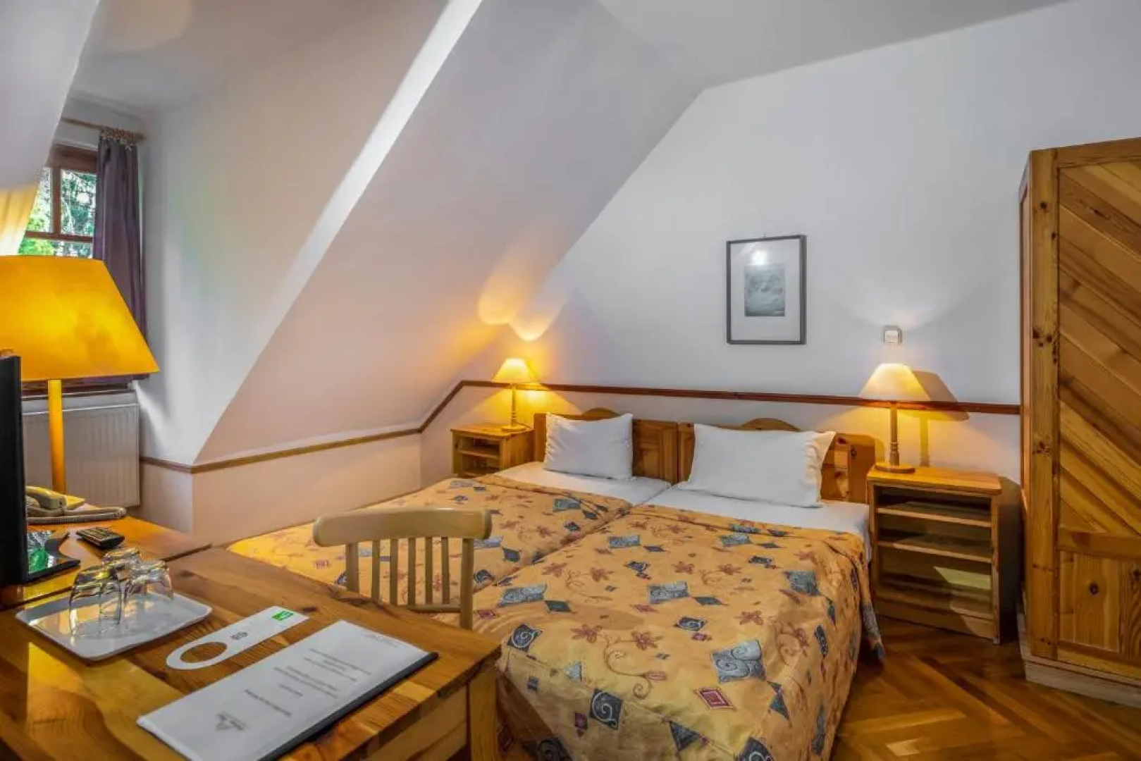 Bakony Hotel
