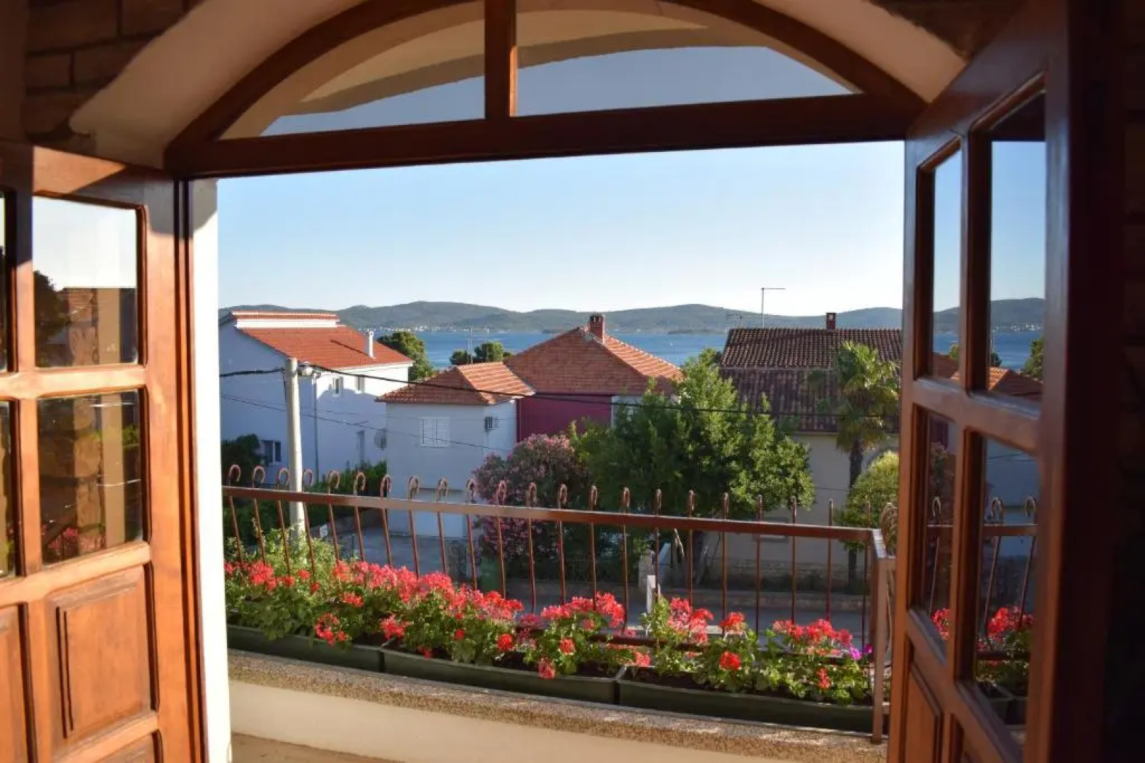 Vila Jelena - Apartment for 6 to 8 persons in Sv Filip i Jakov