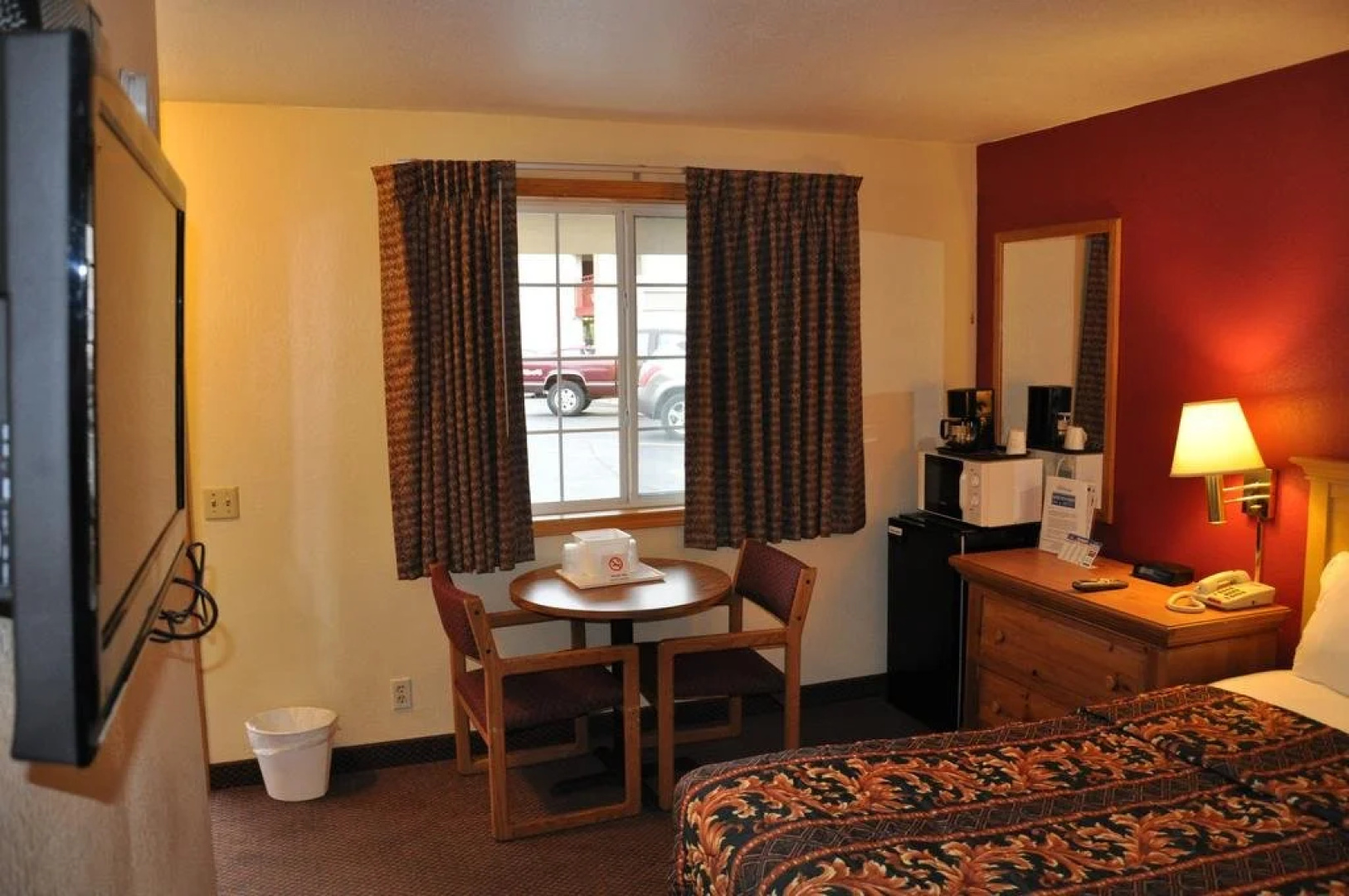 Holiday Inn Express & Suites Bloomington W Mall