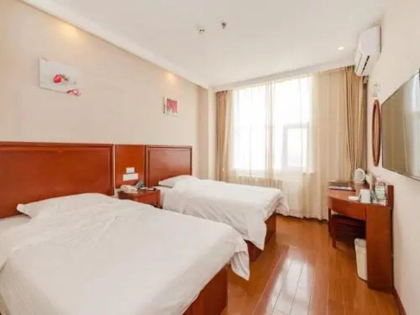GreenTree Inn Tai’an East Railway Station Caiyuan Street Express Hotel