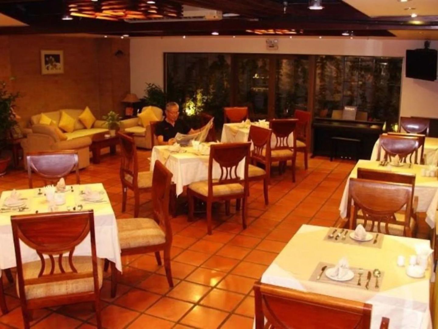 Garden View Court Suites Ho Chi Minh City