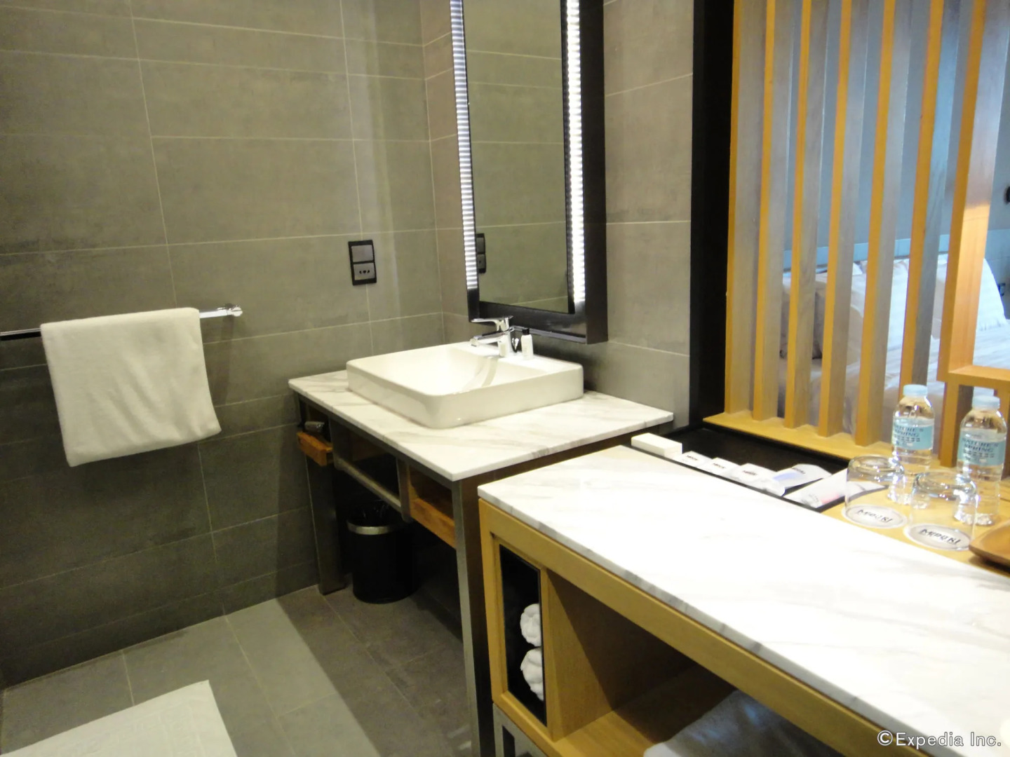 Midori Clark Hotel and Casino