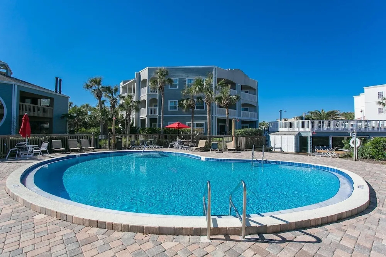 Hibiscus Resort B 2 Bedroom Condo by MCM